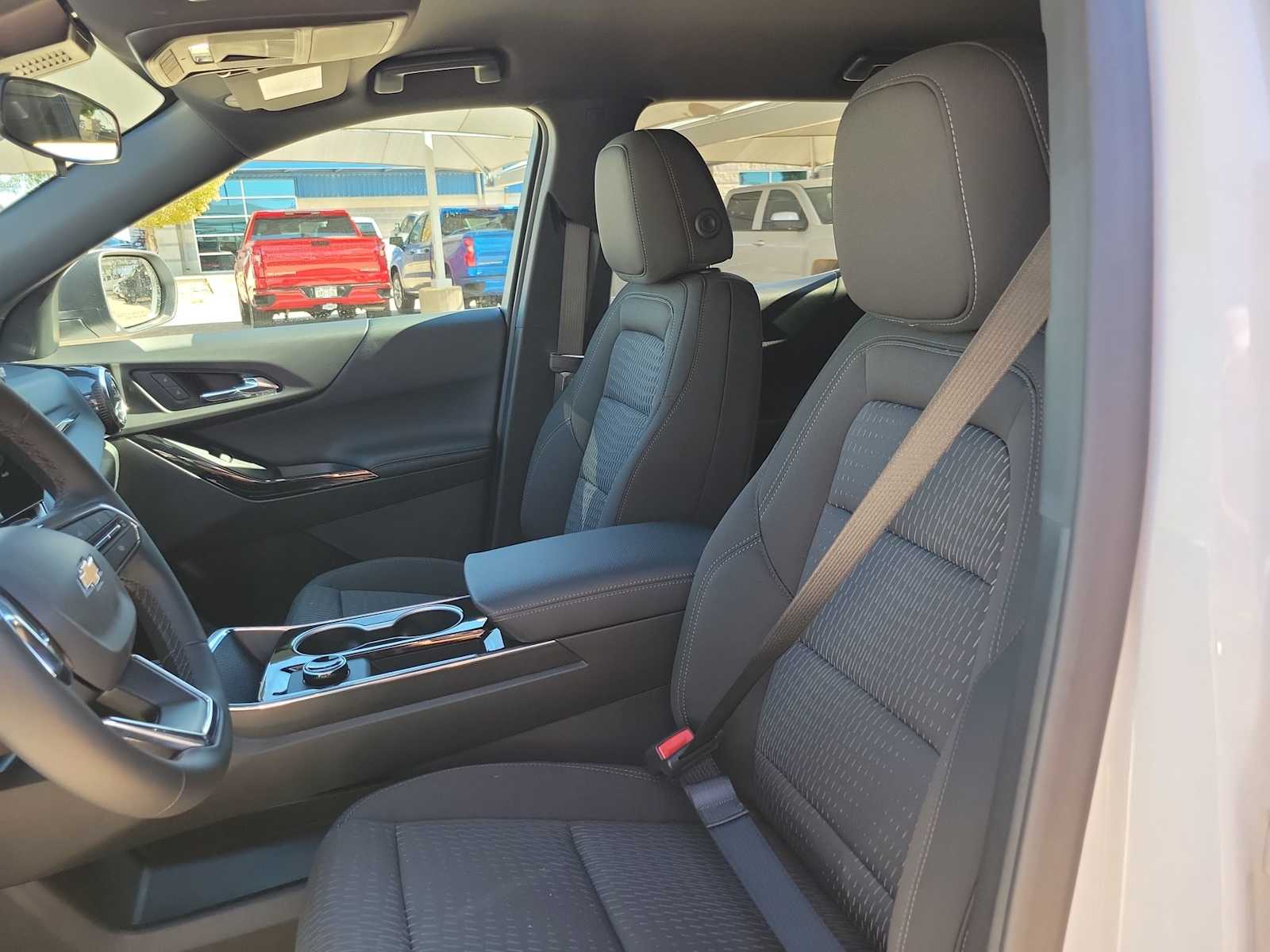 Thumbnail: 2026 Chevrolet Equinox - 11