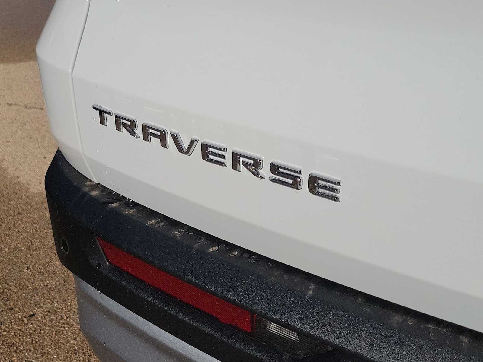 Thumbnail: 2026 Chevrolet Traverse - 2