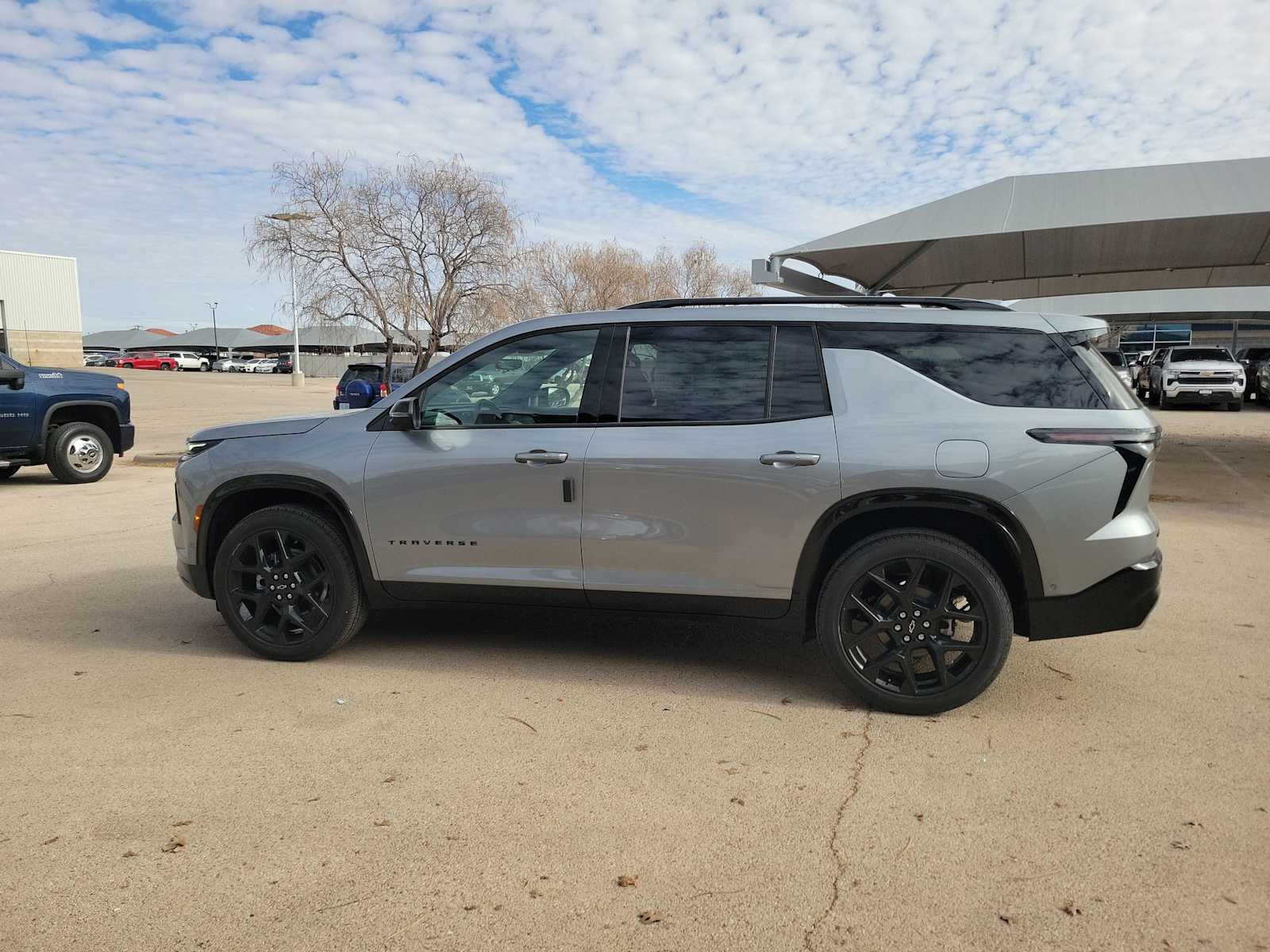 Thumbnail: 2026 Chevrolet Traverse - 3