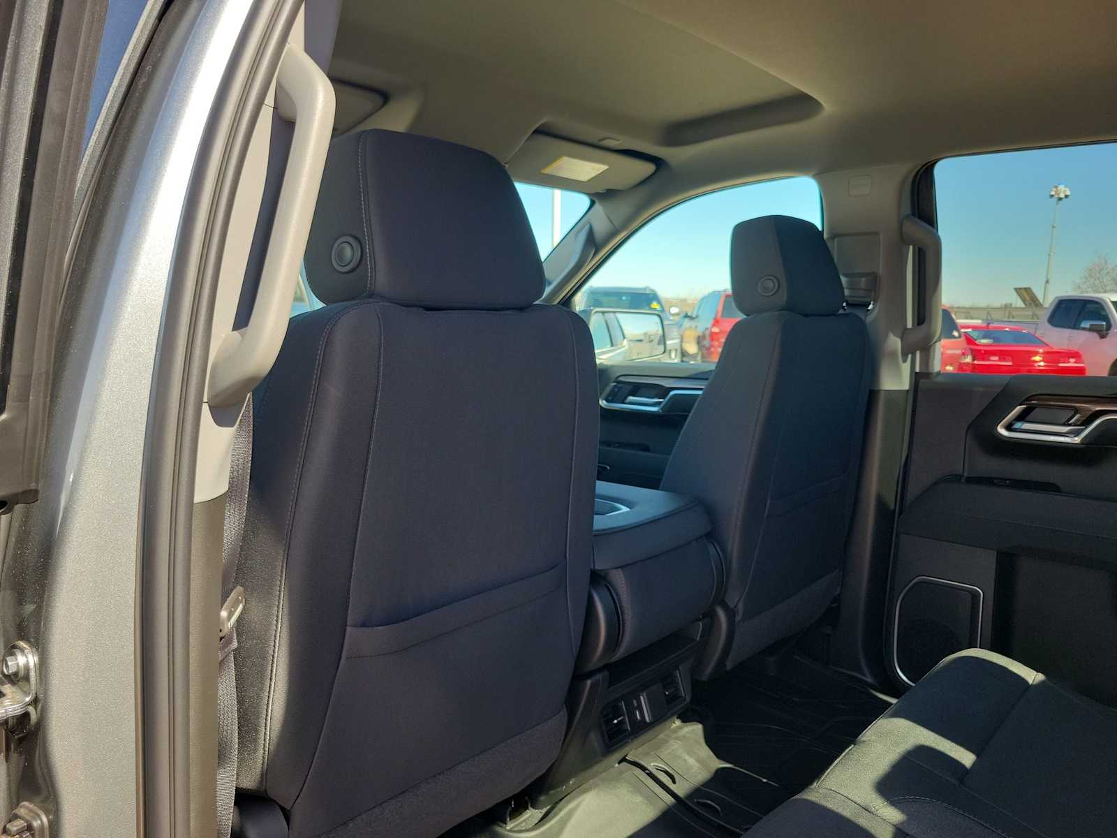 Thumbnail: 2026 Chevrolet Silverado 1500 - 8