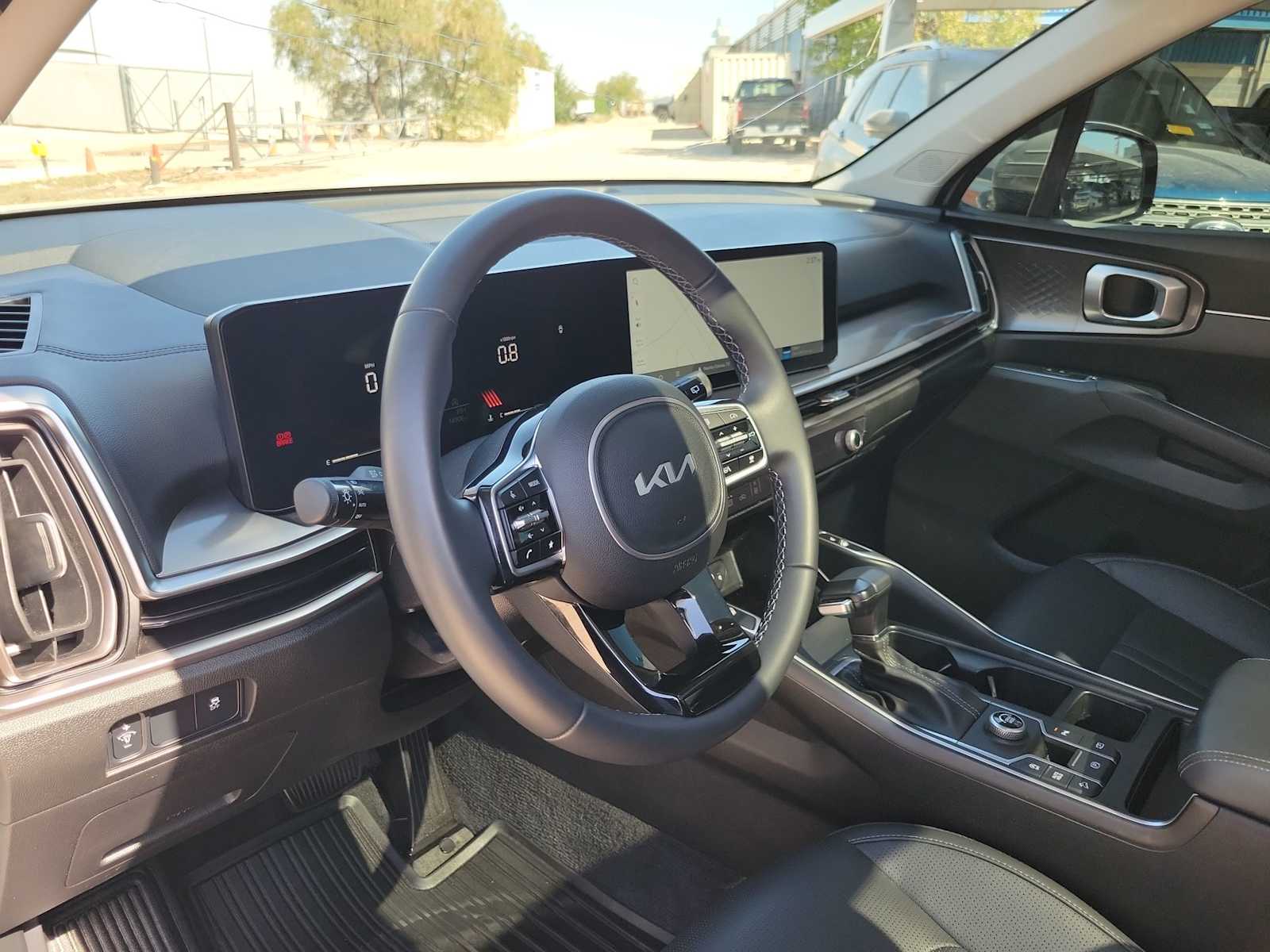 Thumbnail: 2025 Kia Sorento - 2