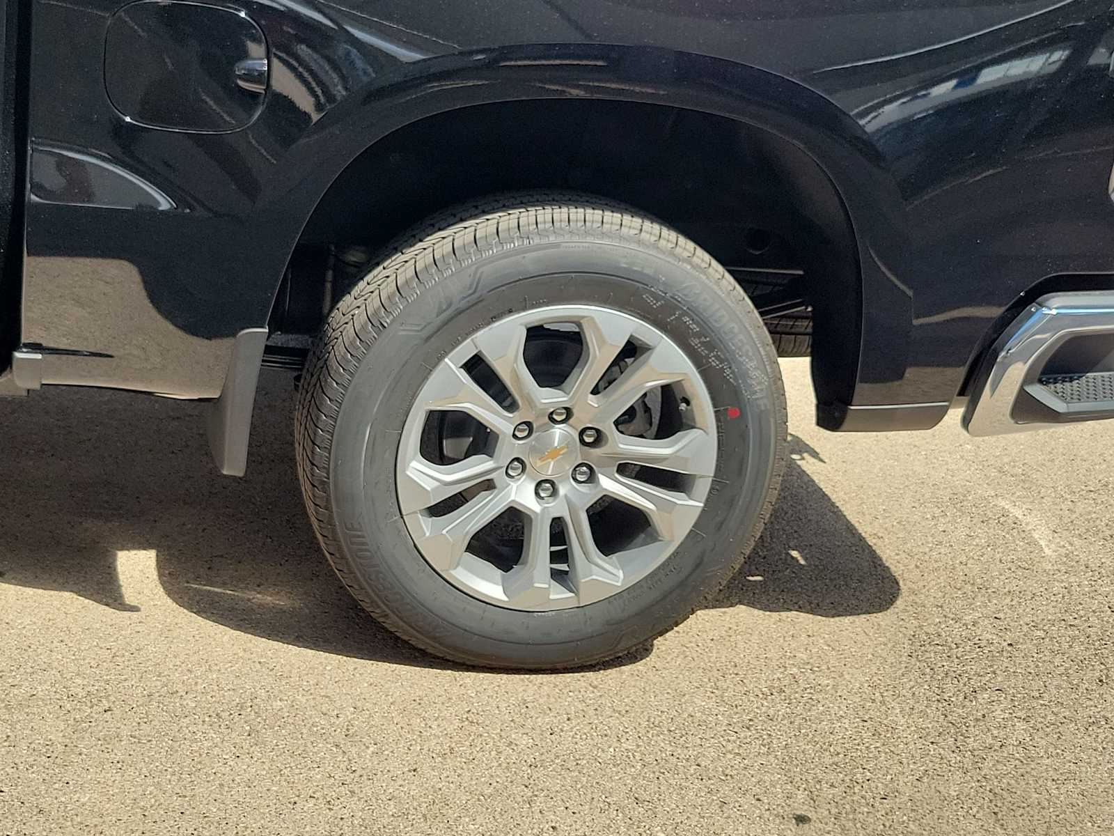 Thumbnail: 2026 Chevrolet Silverado 1500 - 8