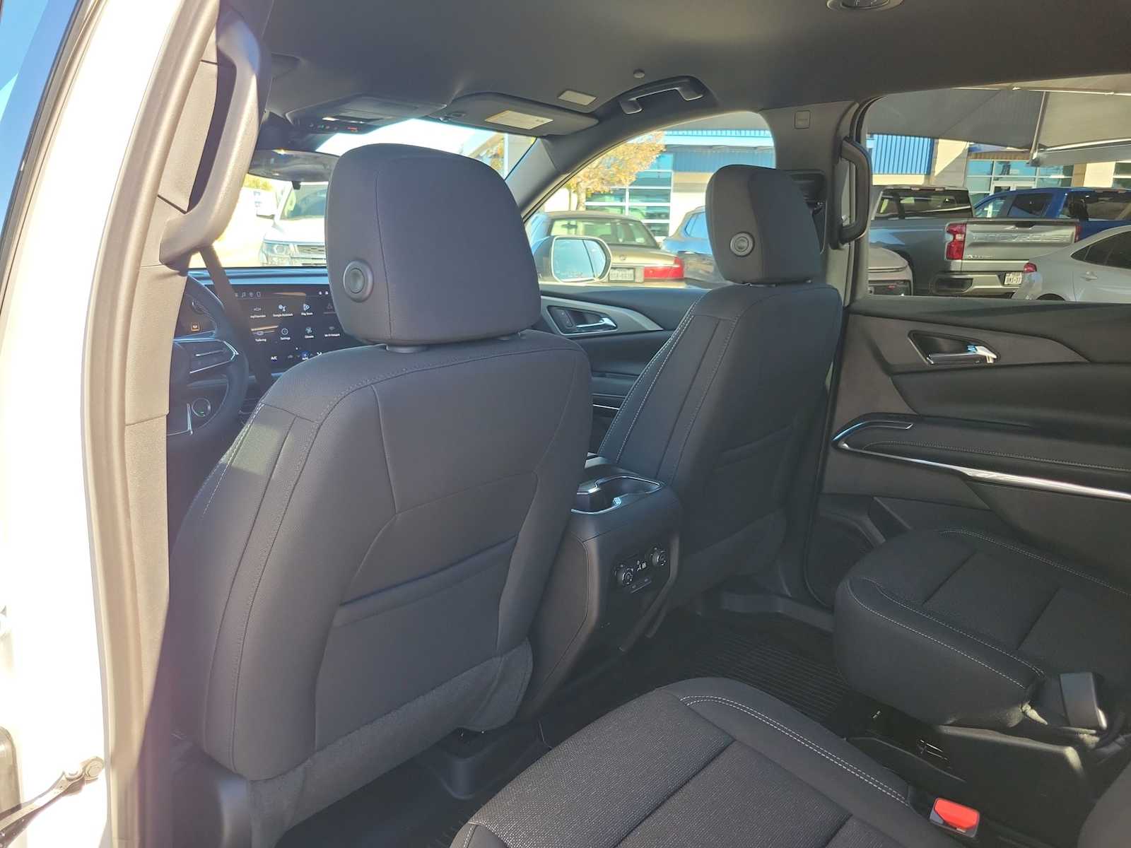 Thumbnail: 2026 Chevrolet Traverse - 12