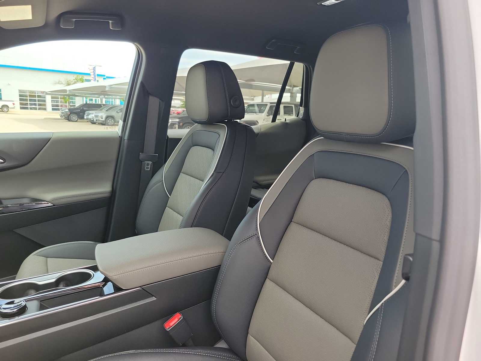 Thumbnail: 2026 Chevrolet Equinox - 15
