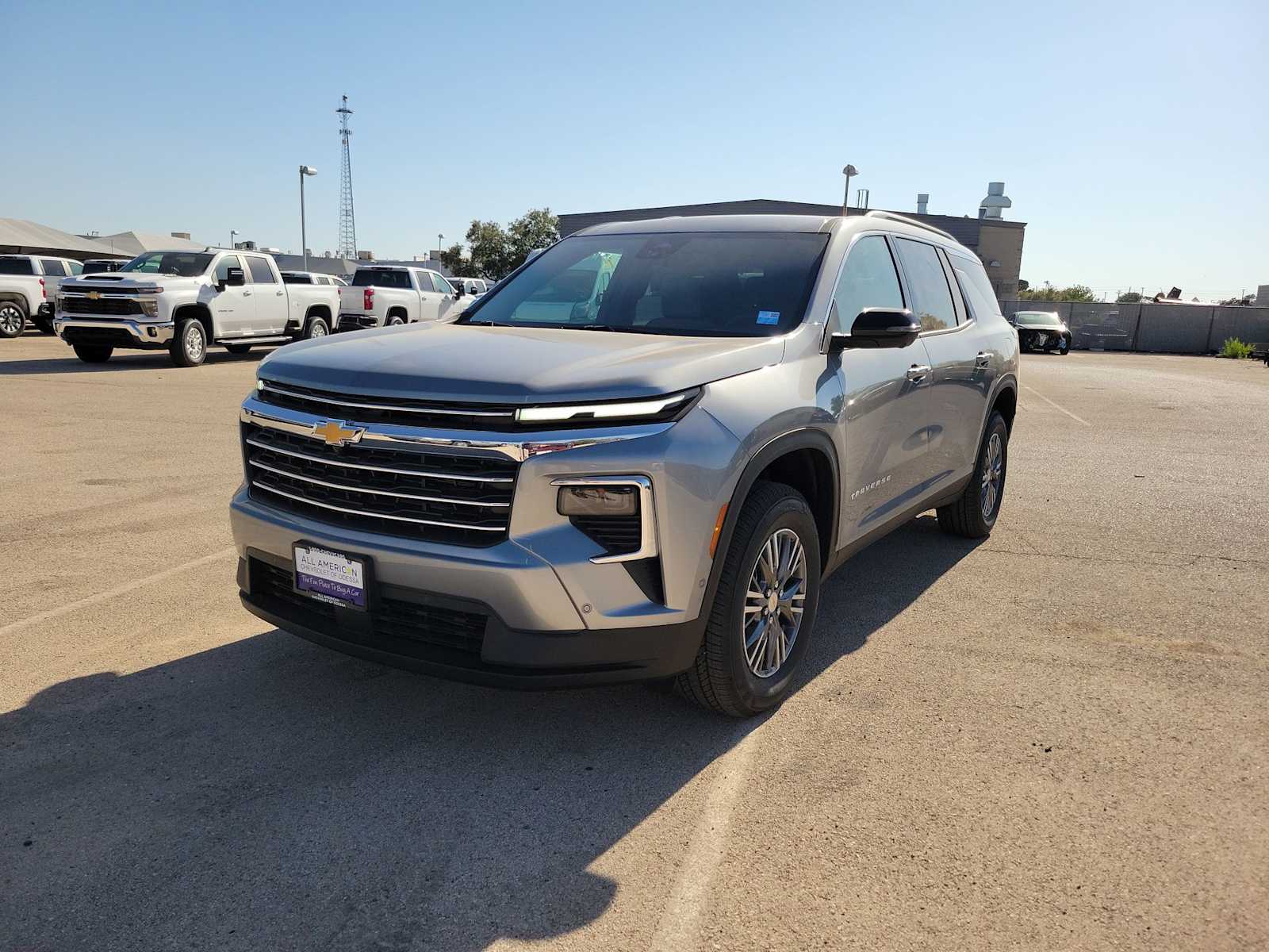 Thumbnail: 2026 Chevrolet Traverse - 4
