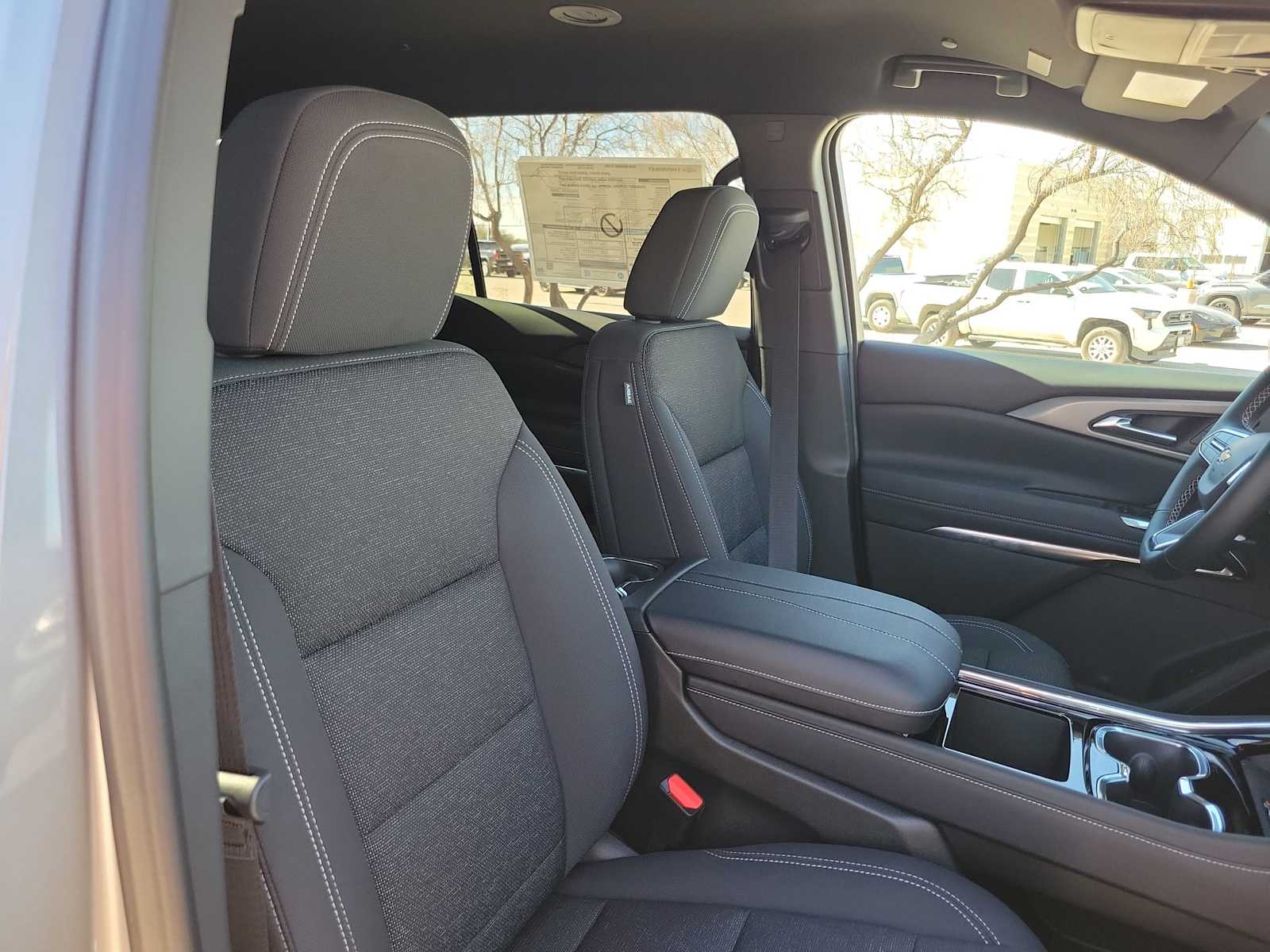 Thumbnail: 2026 Chevrolet Traverse - 10