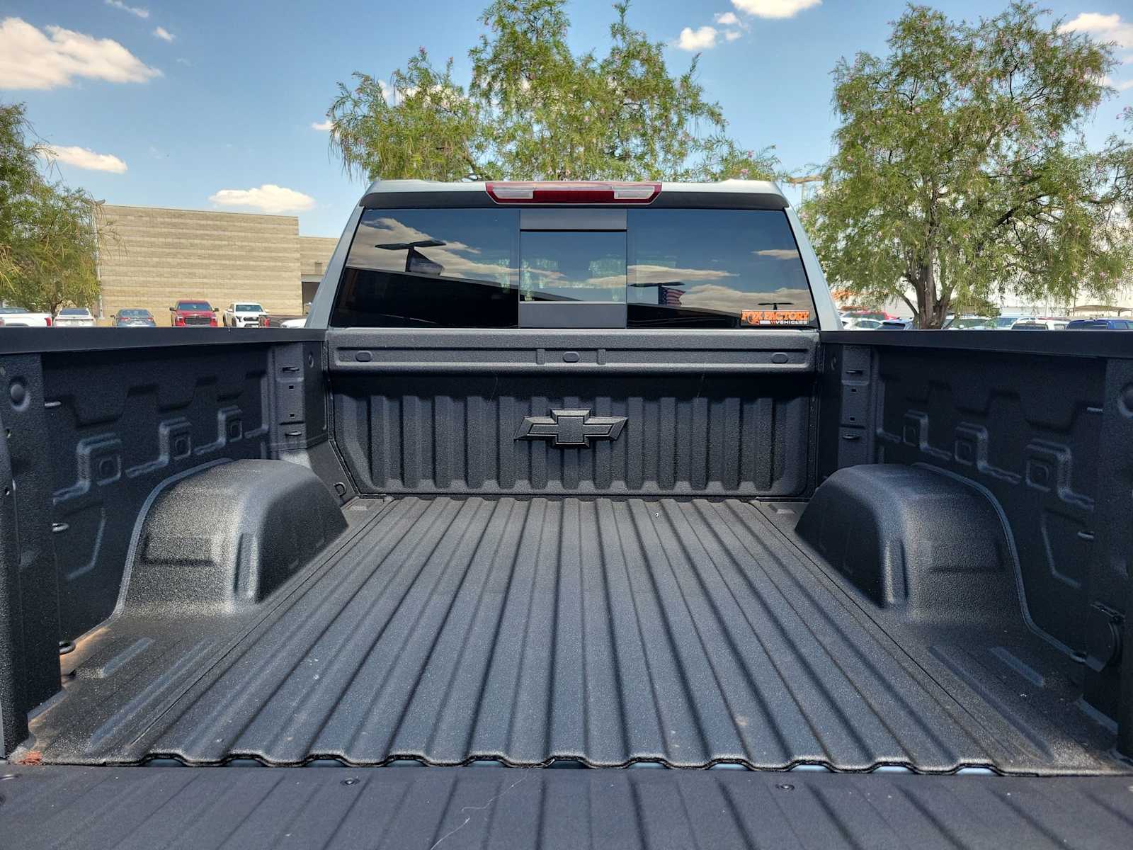 Thumbnail: 2025 Chevrolet Silverado 1500 - 19