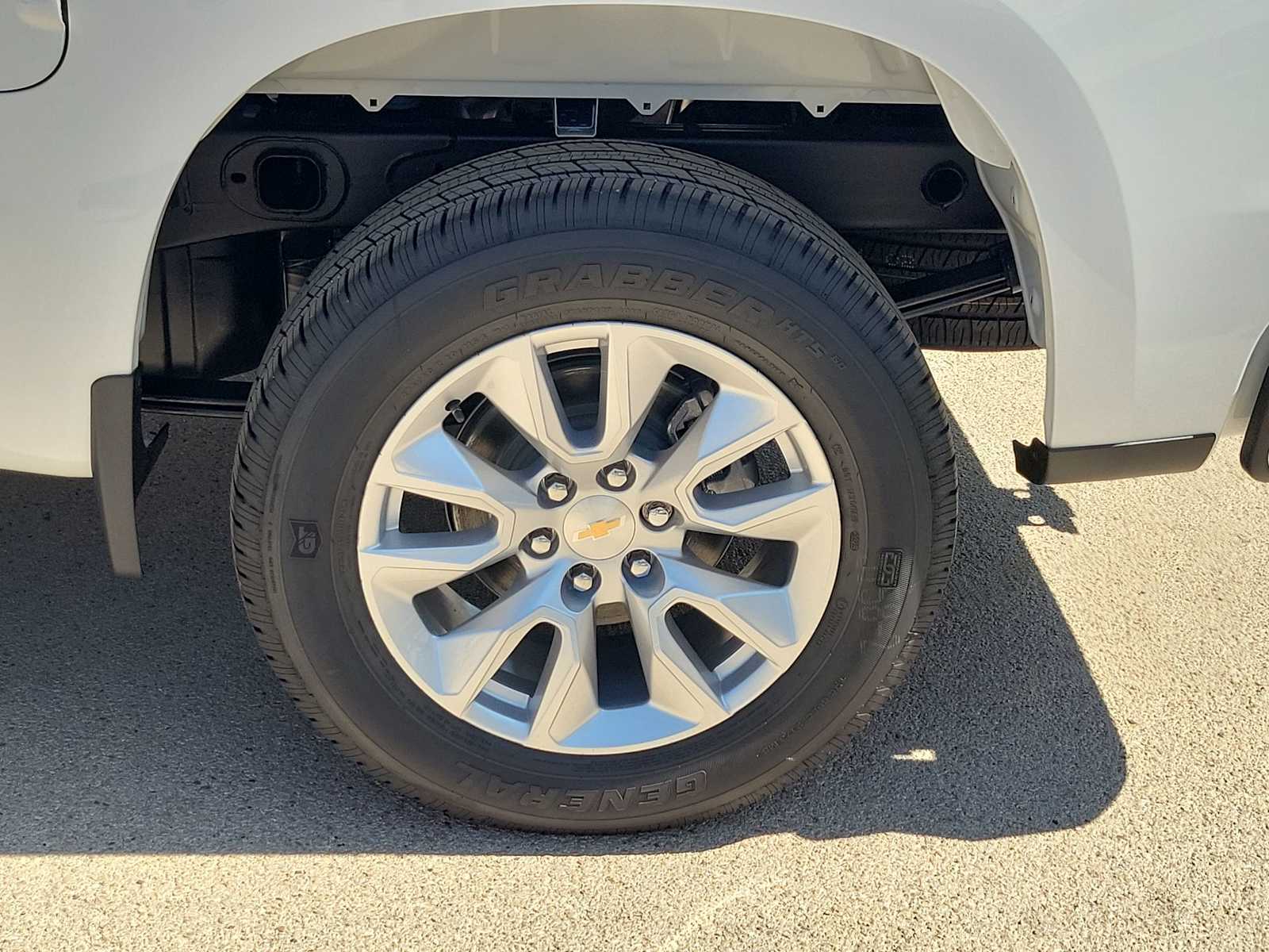 Thumbnail: 2026 Chevrolet Silverado 1500 - 8