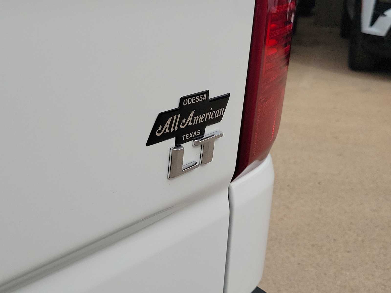 Thumbnail: 2026 Chevrolet Silverado 1500 - 3