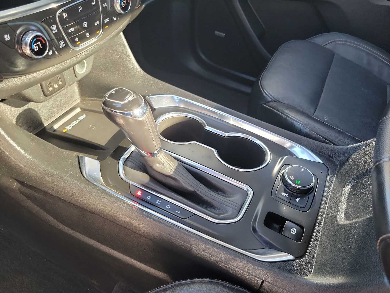 Thumbnail: 2019 Chevrolet Traverse - 13