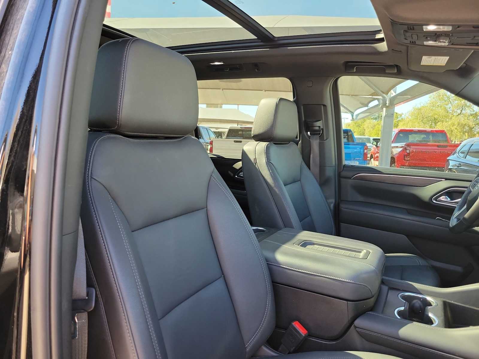 Thumbnail: 2024 Chevrolet Suburban - 14