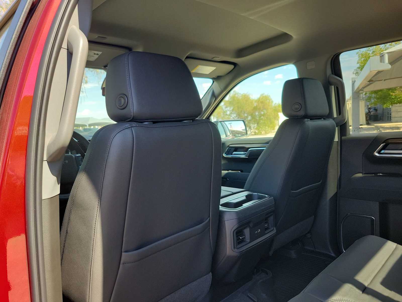 Thumbnail: 2026 Chevrolet Silverado 1500 - 12