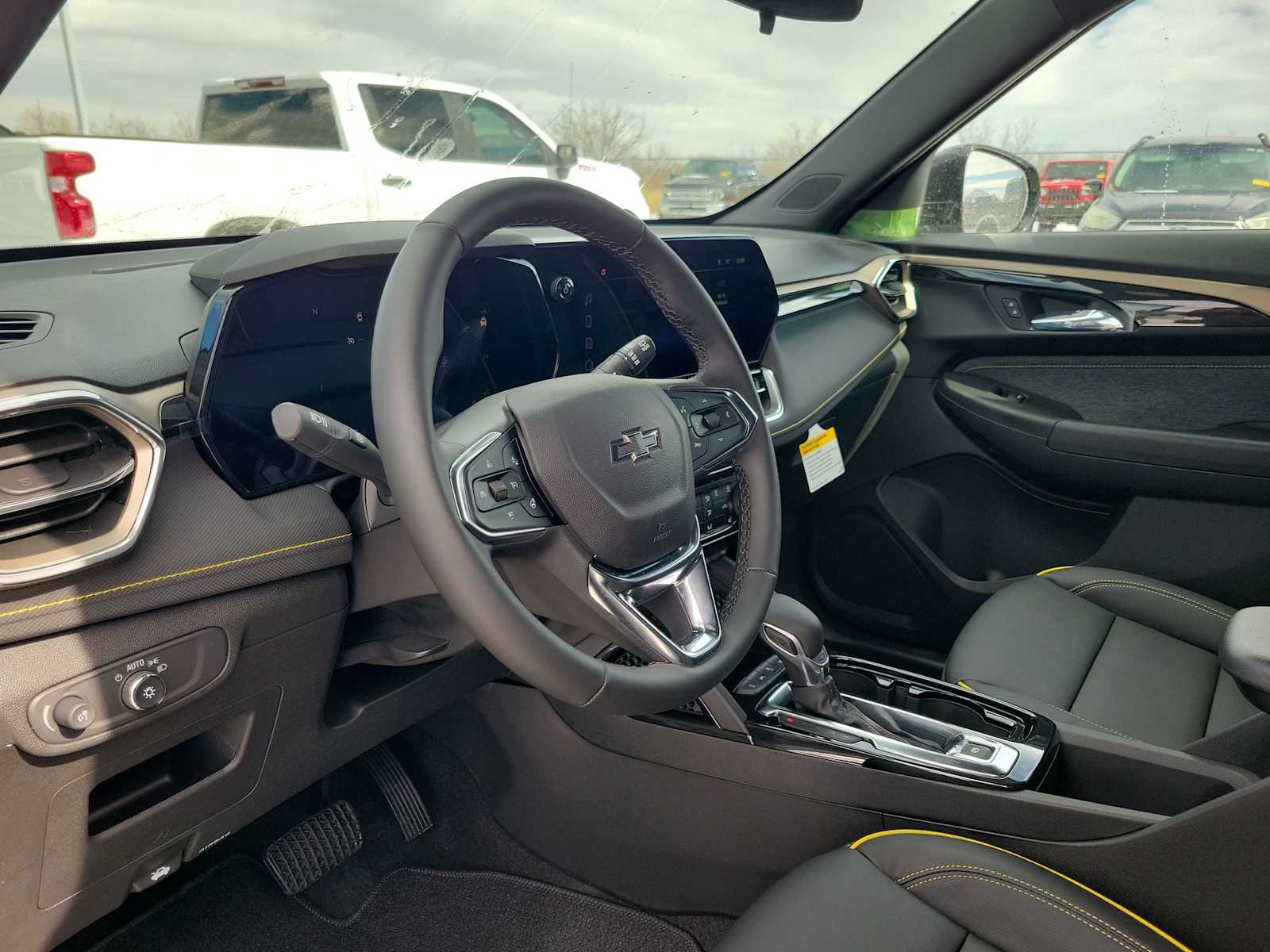 Thumbnail: 2026 Chevrolet TrailBlazer - 2