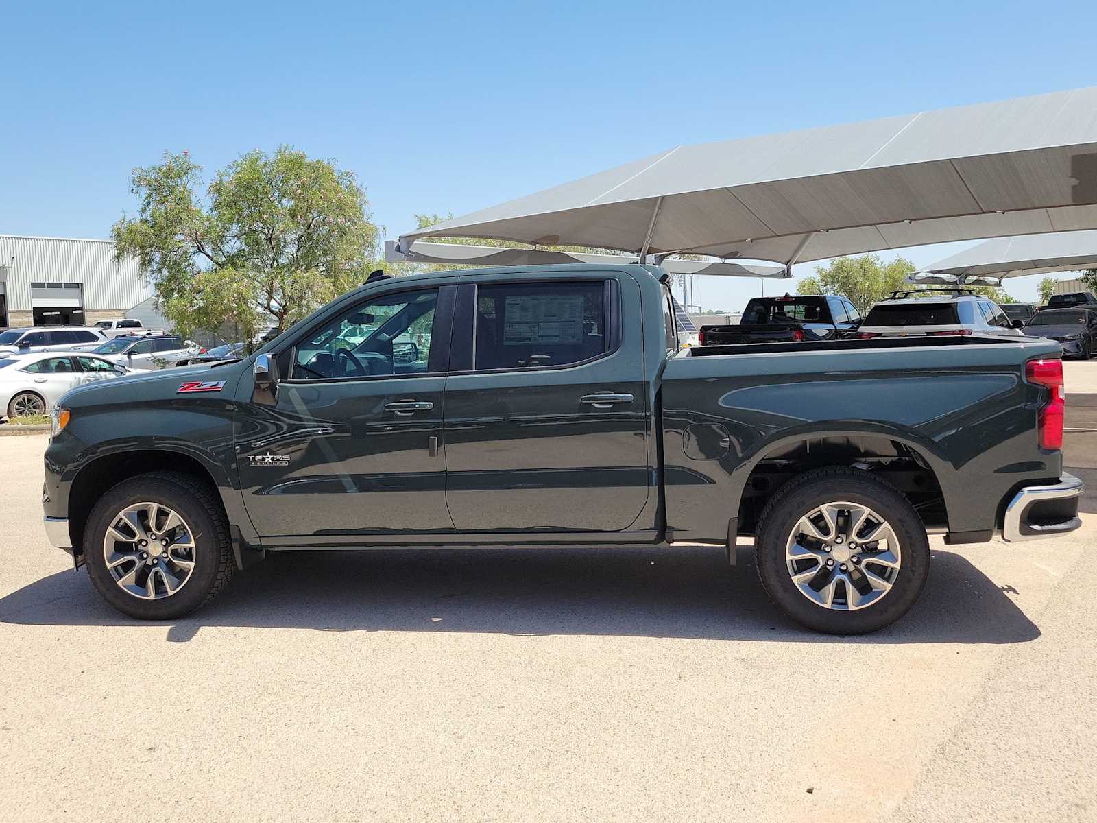 Thumbnail: 2026 Chevrolet Silverado 1500 - 3