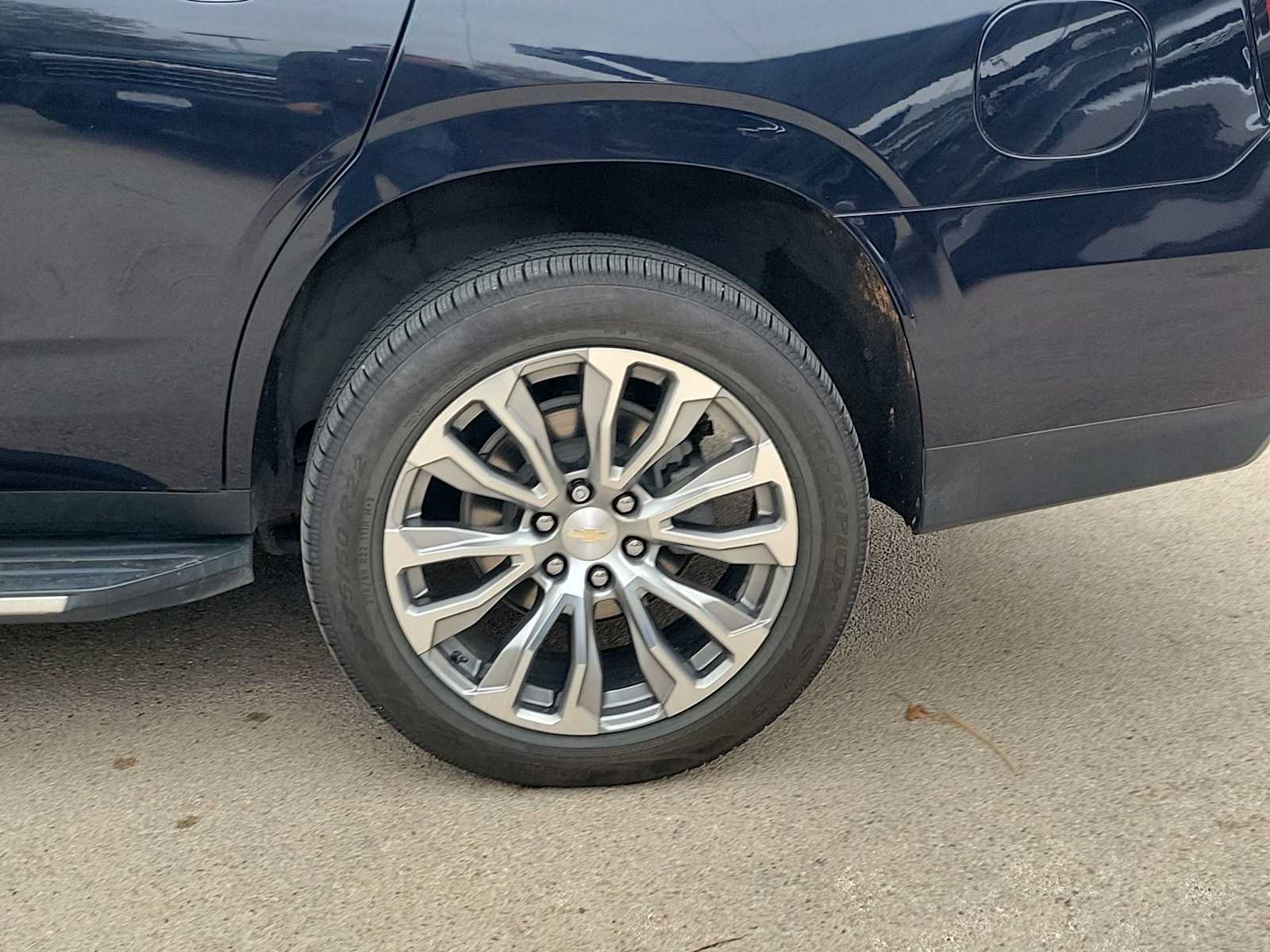 Thumbnail: 2023 Chevrolet Tahoe - 8