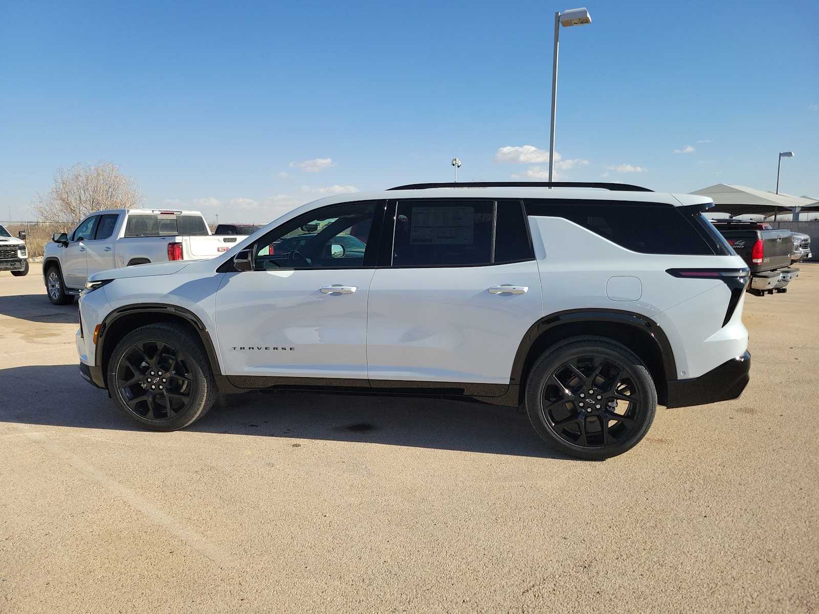 Thumbnail: 2026 Chevrolet Traverse - 5