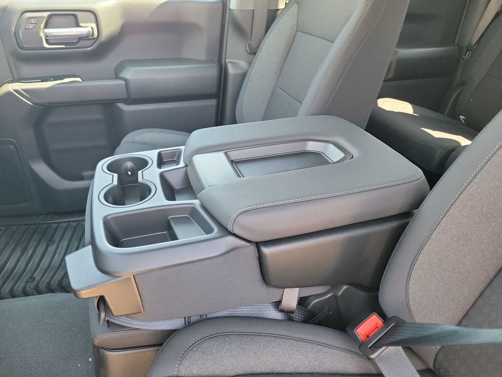 Thumbnail: 2026 Chevrolet Silverado 1500 - 16