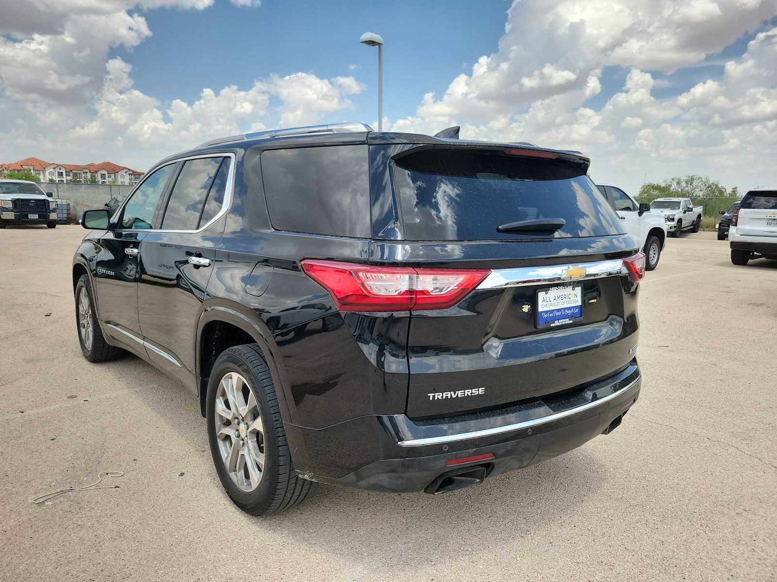 Thumbnail: 2018 Chevrolet Traverse - 4