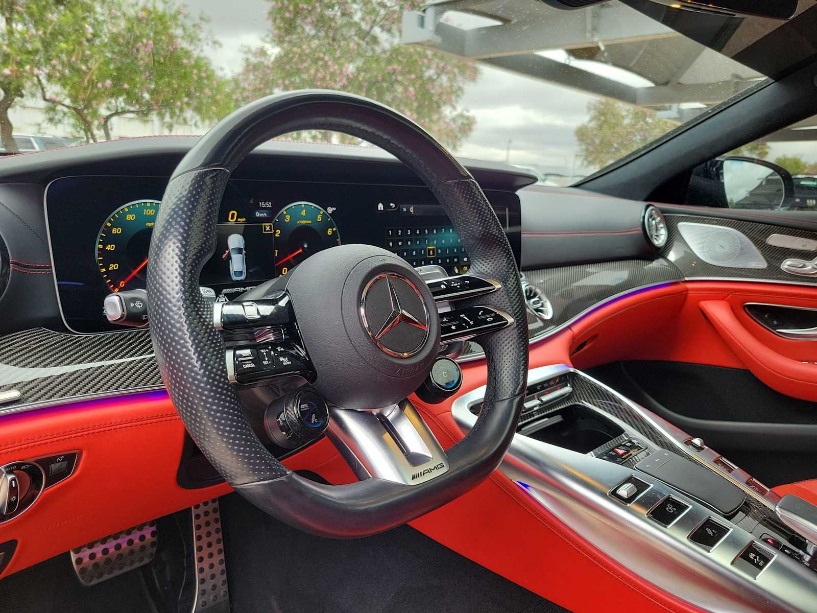 Thumbnail: 2022 Mercedes-Benz AMG GT - 10