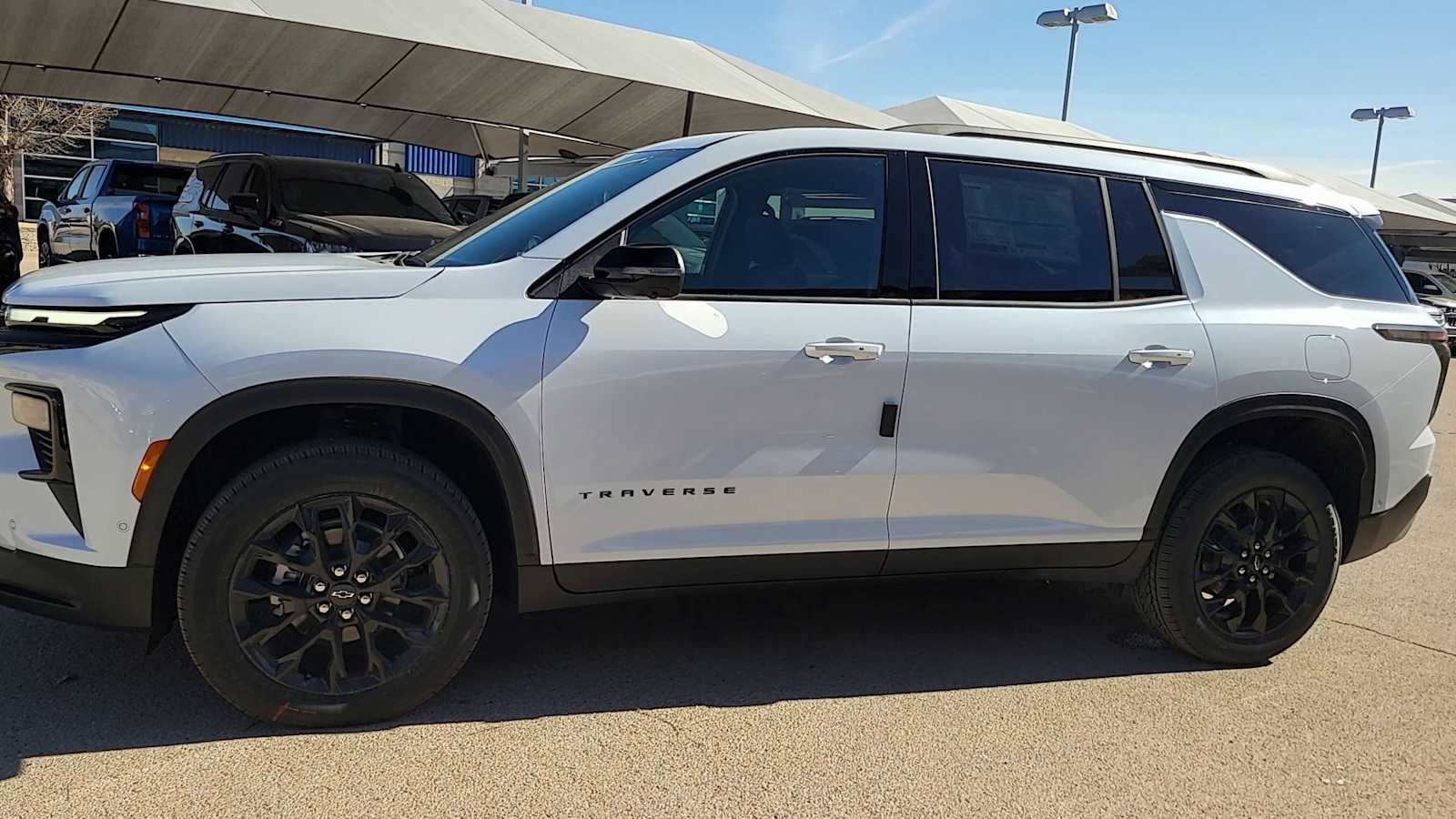 Thumbnail: 2026 Chevrolet Traverse - 6