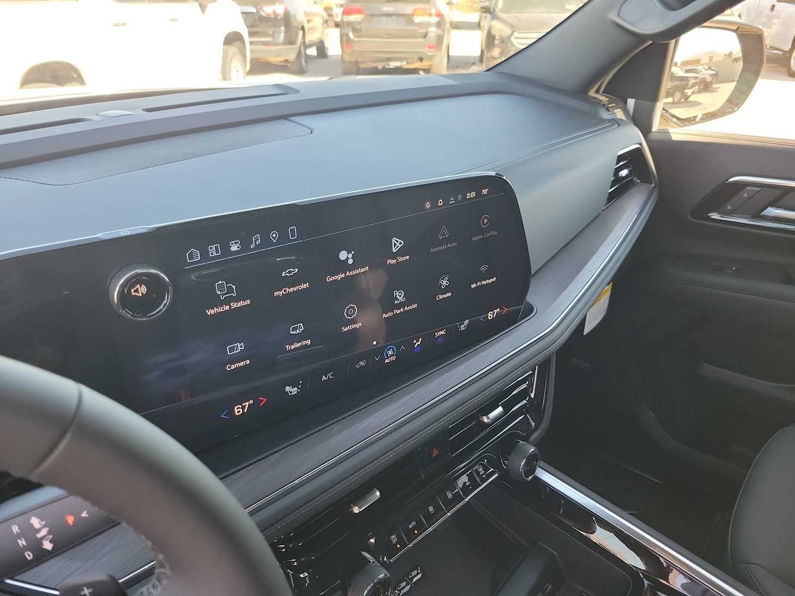 Thumbnail: 2026 Chevrolet Suburban - 20