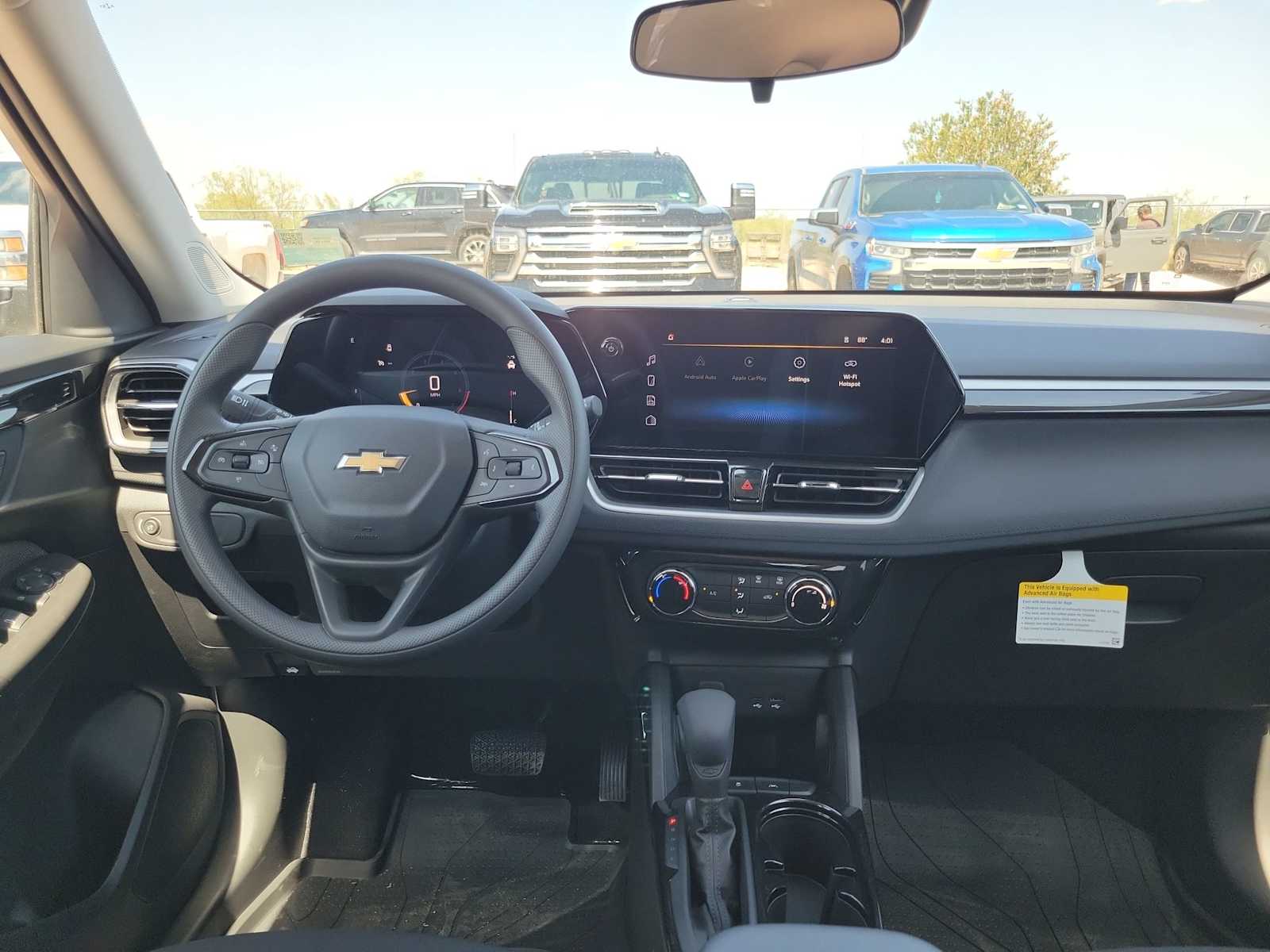 Thumbnail: 2026 Chevrolet TrailBlazer - 14