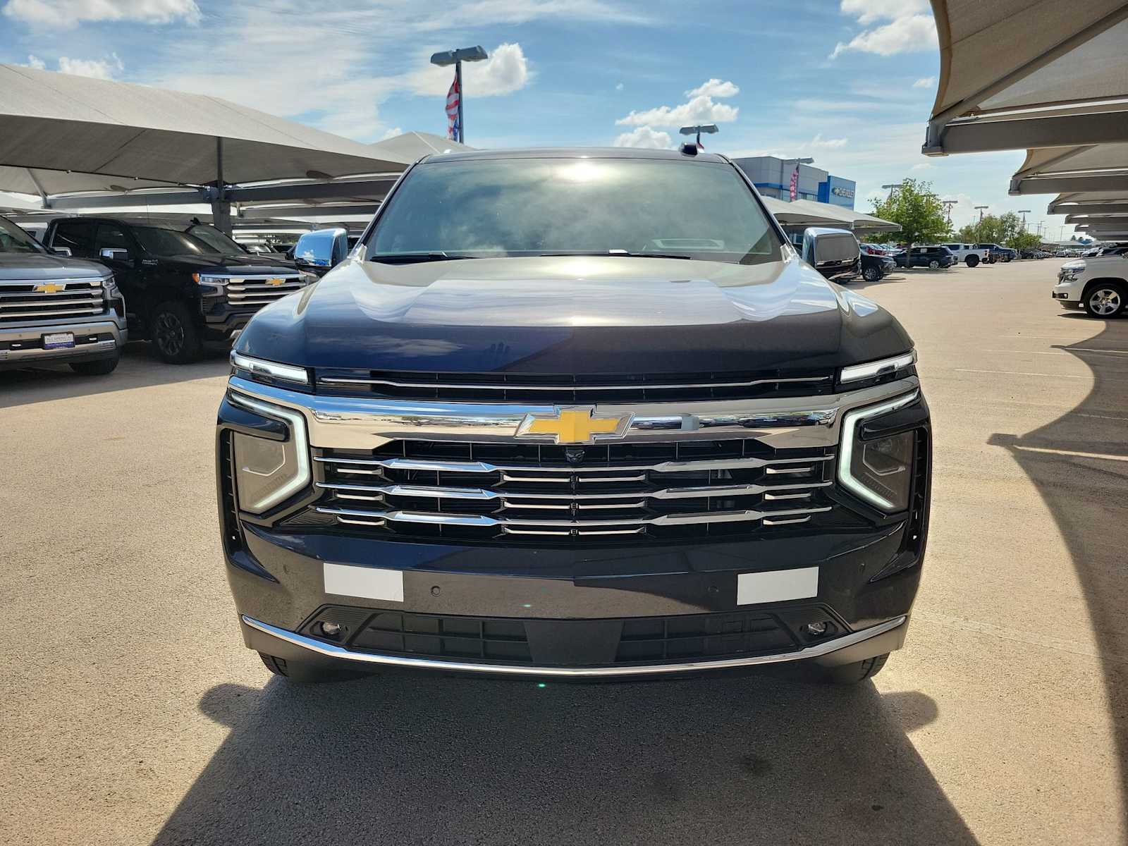 Thumbnail: 2026 Chevrolet Suburban - 6