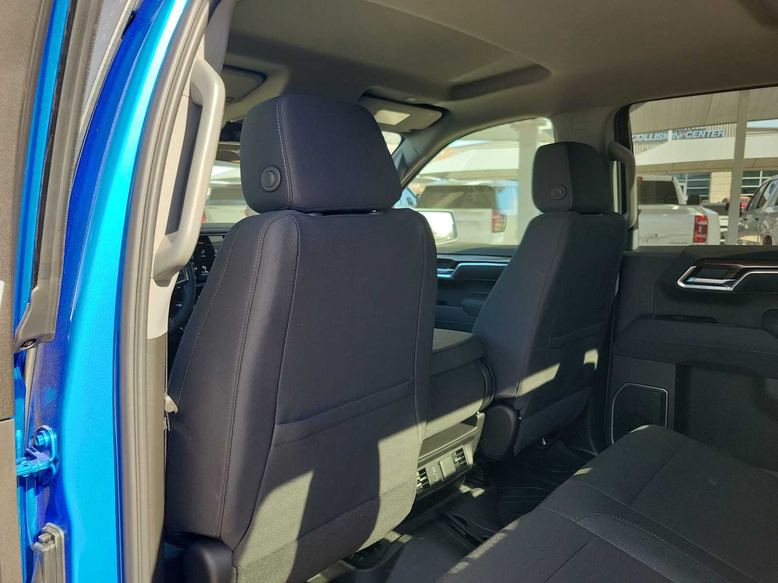 Thumbnail: 2026 Chevrolet Silverado 1500 - 12