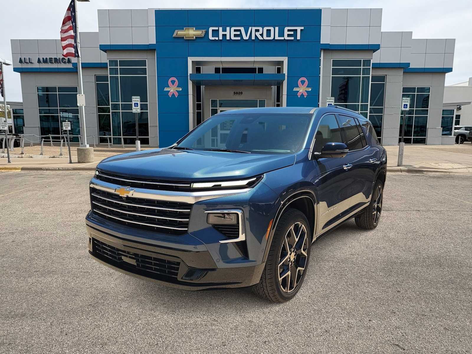 Thumbnail: 2026 Chevrolet Traverse - 1