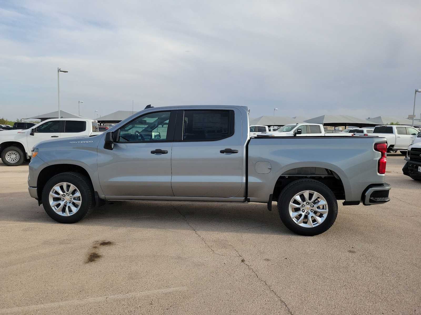 Thumbnail: 2026 Chevrolet Silverado 1500 - 5