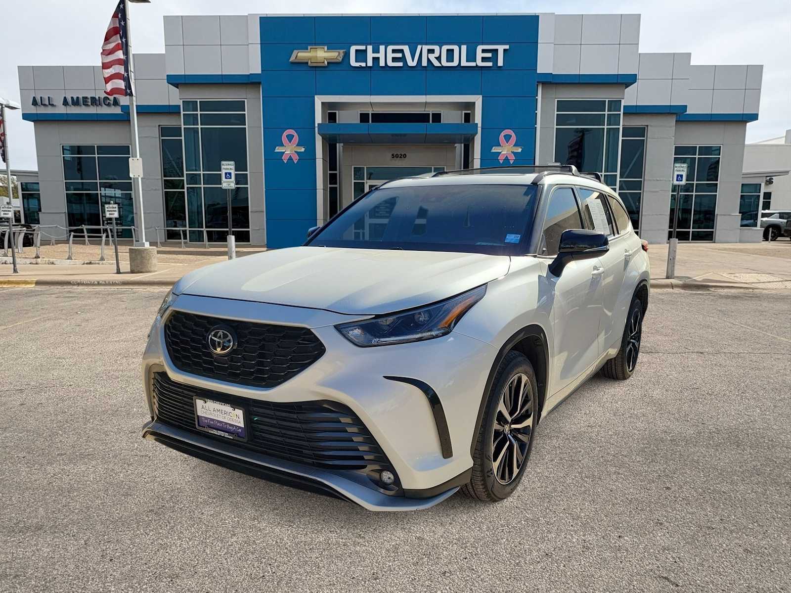 Thumbnail: 2021 Toyota Highlander - 1