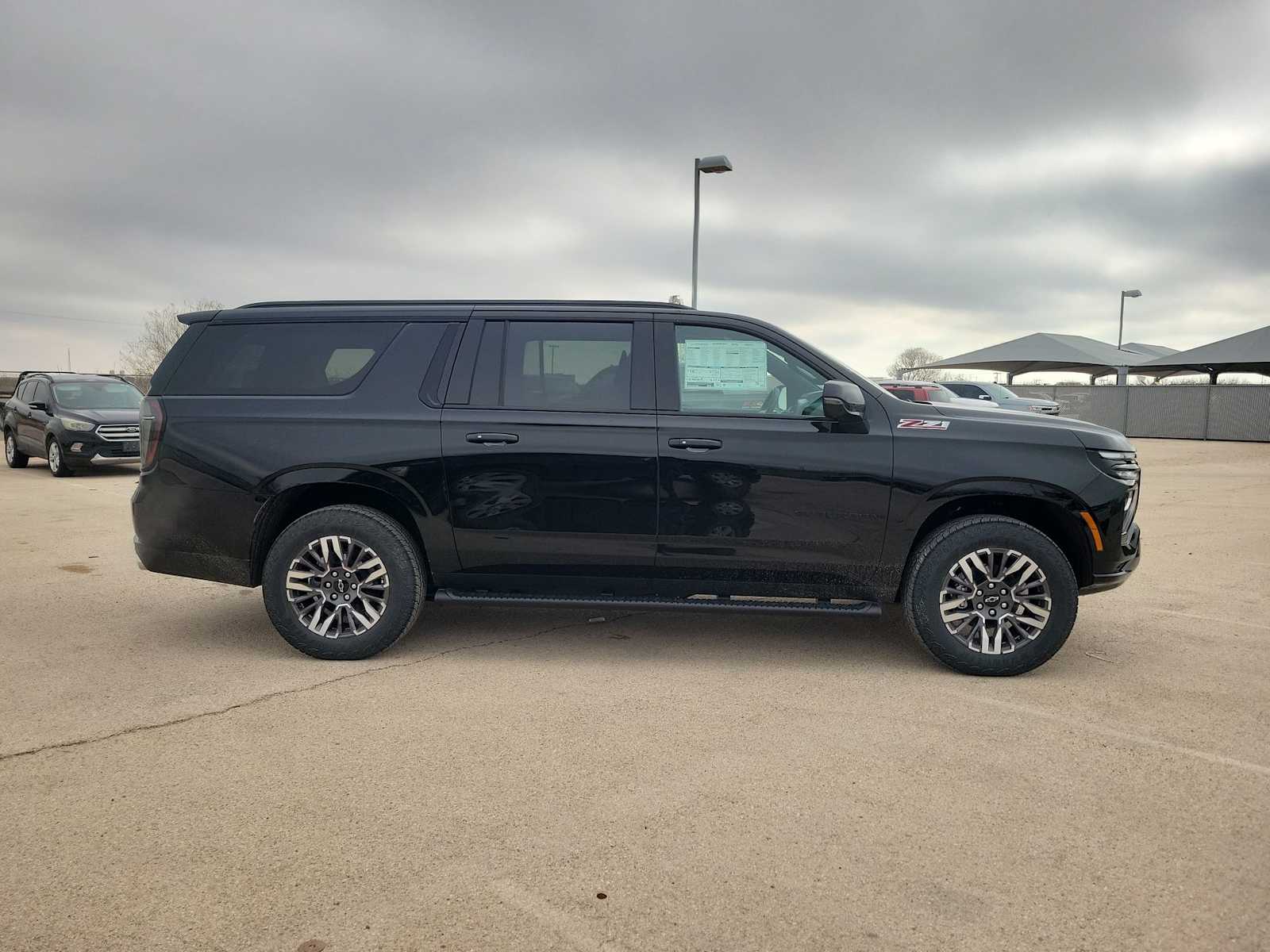 Thumbnail: 2026 Chevrolet Suburban - 9