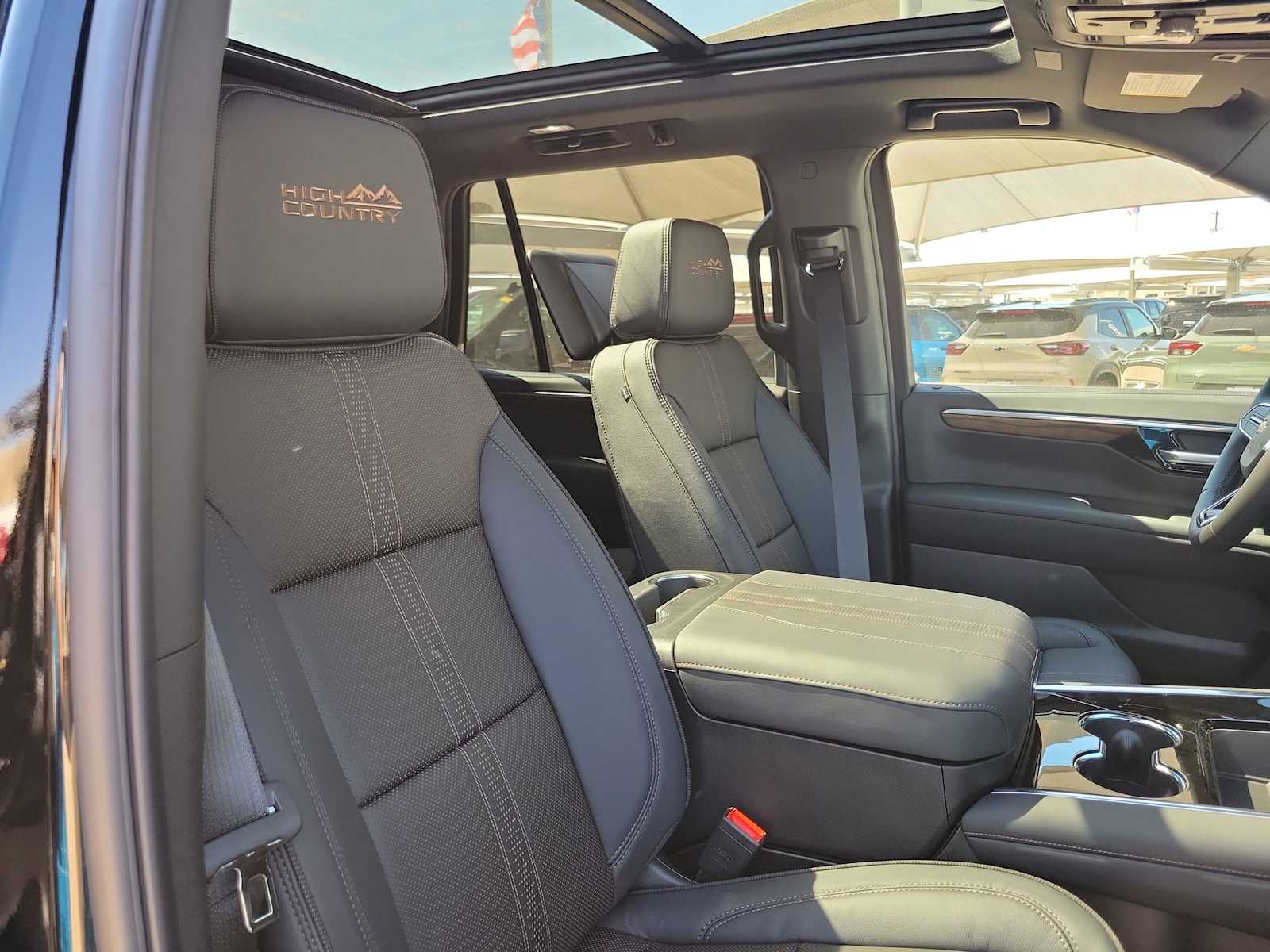 Thumbnail: 2026 Chevrolet Tahoe - 18