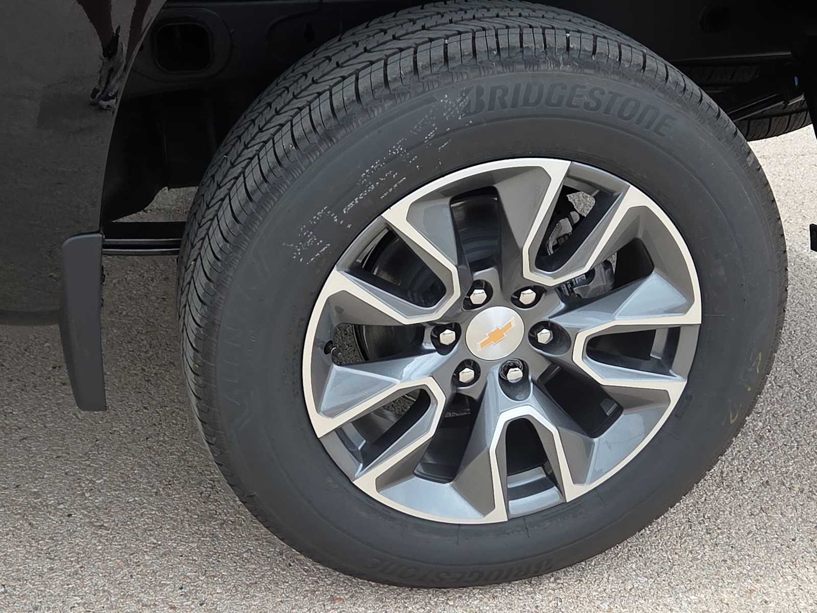Thumbnail: 2026 Chevrolet Silverado 1500 - 12