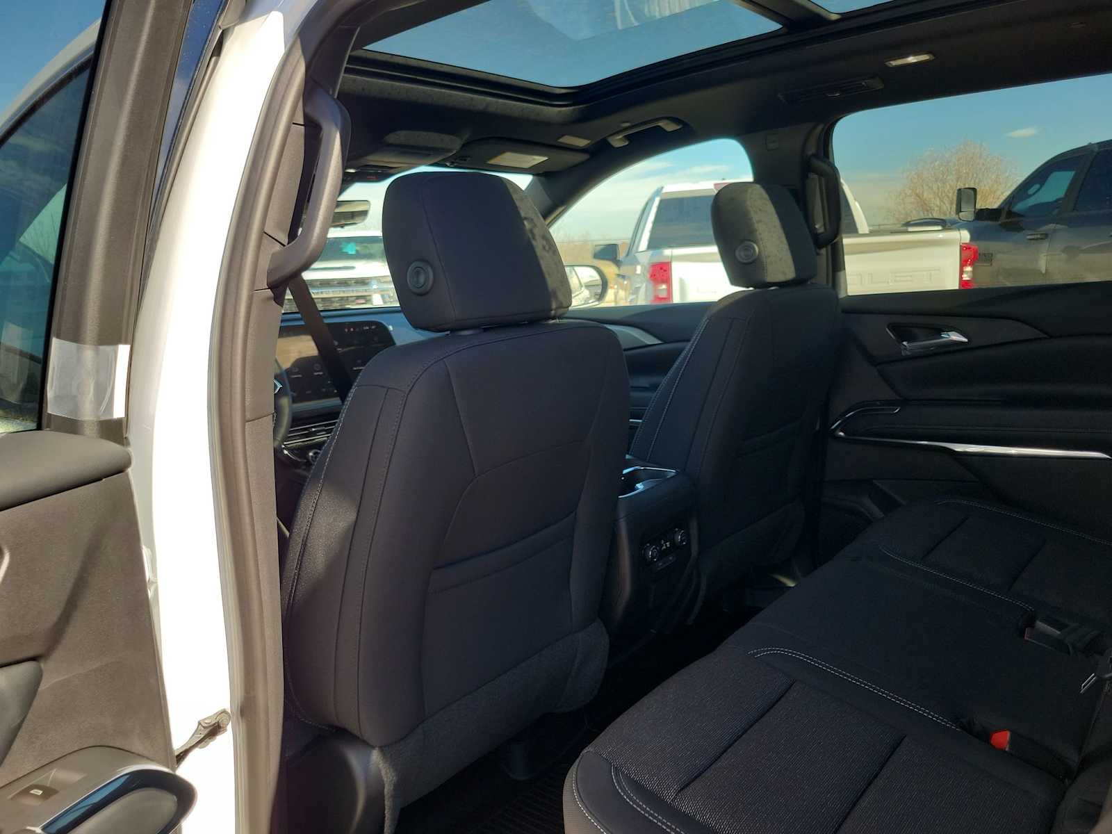 Thumbnail: 2026 Chevrolet Traverse - 7