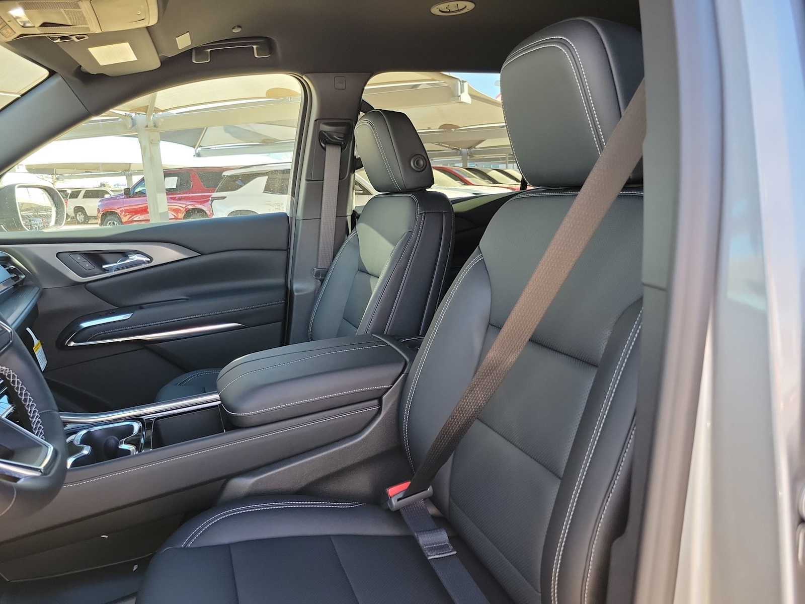 Thumbnail: 2026 Chevrolet Traverse - 11