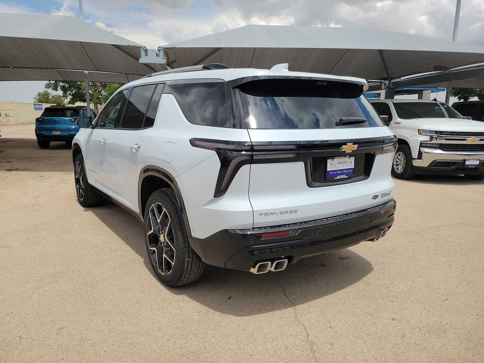 Thumbnail: 2026 Chevrolet Traverse - 6