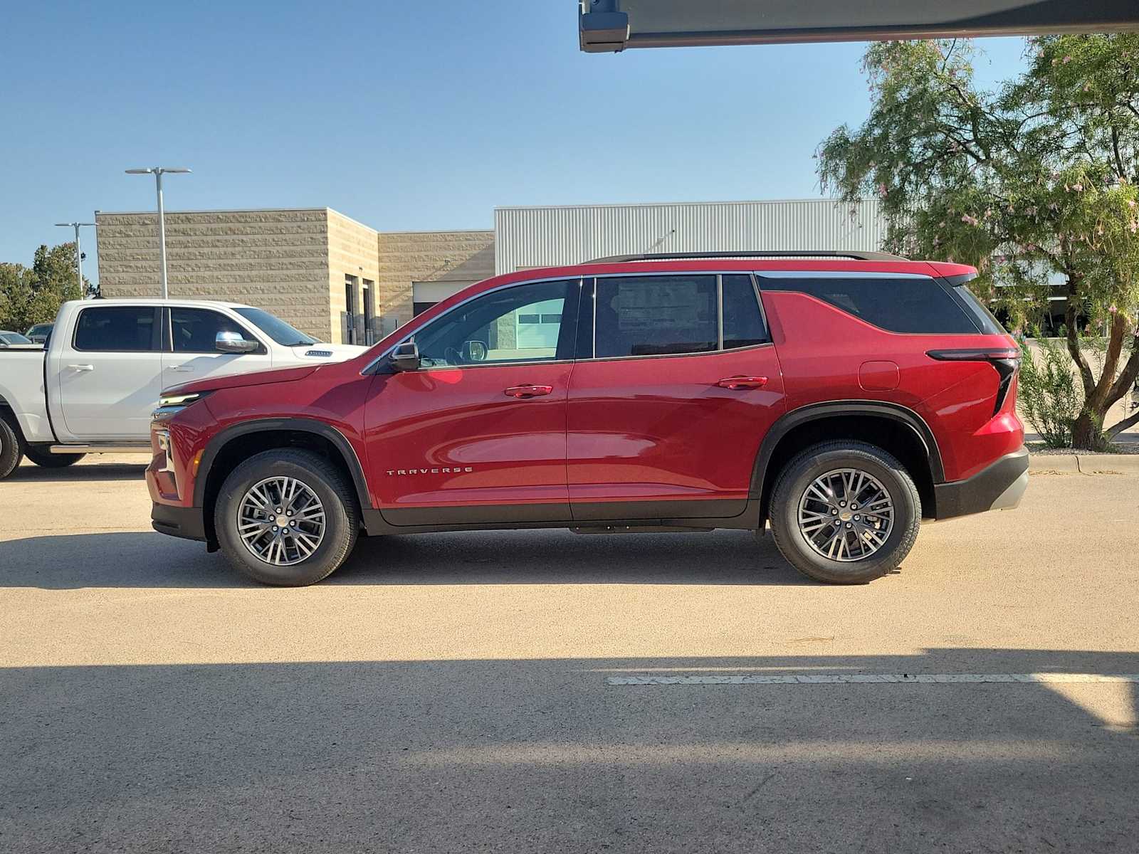 Thumbnail: 2026 Chevrolet Traverse - 5