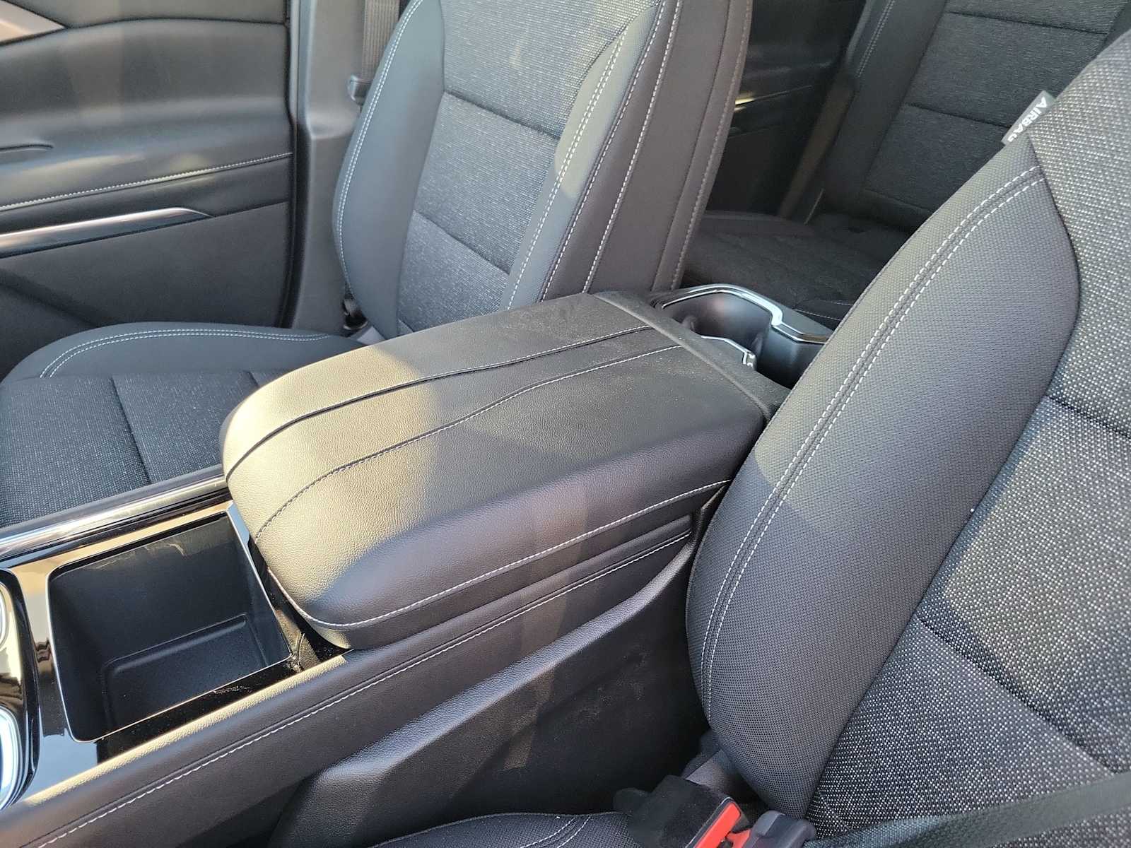 Thumbnail: 2026 Chevrolet Traverse - 16