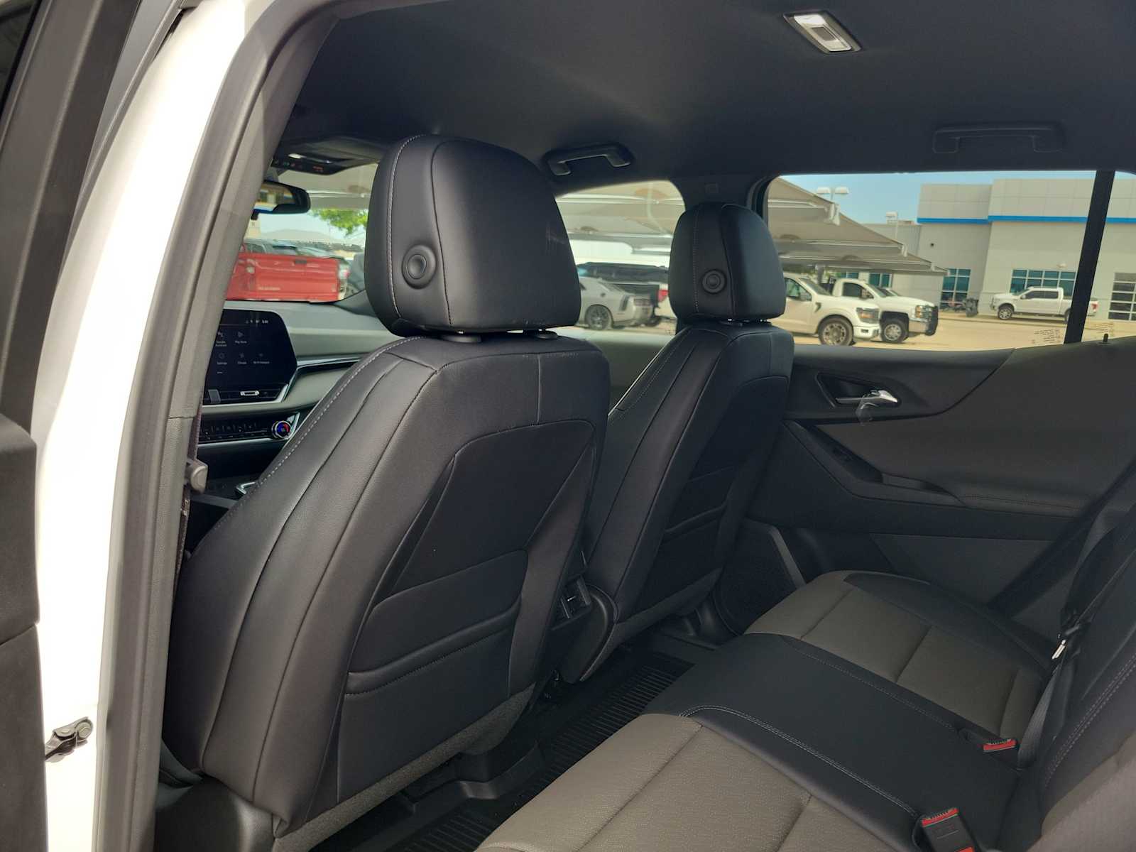 Thumbnail: 2026 Chevrolet Equinox - 16