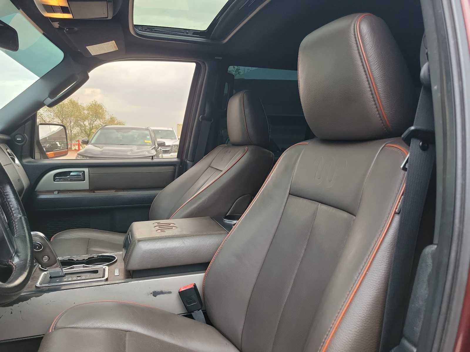 Thumbnail: 2016 Ford Expedition - 15