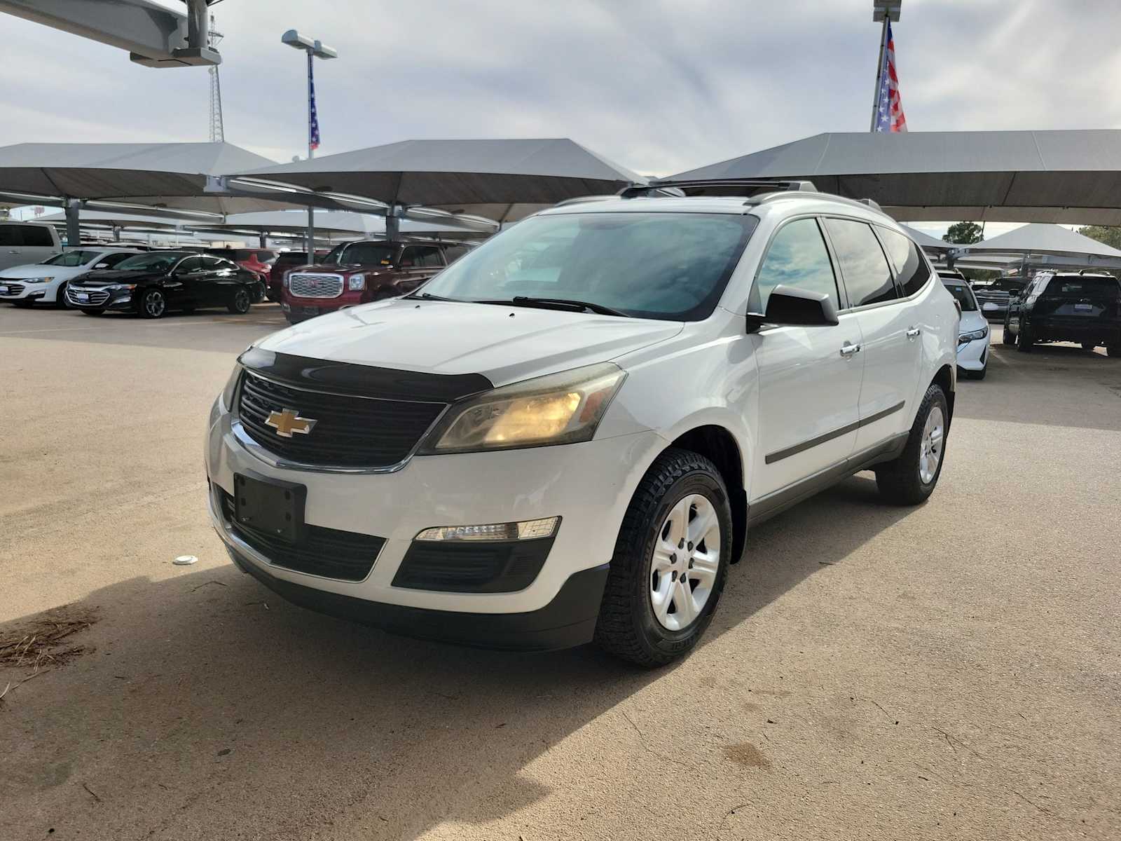 Thumbnail: 2017 Chevrolet Traverse - 4