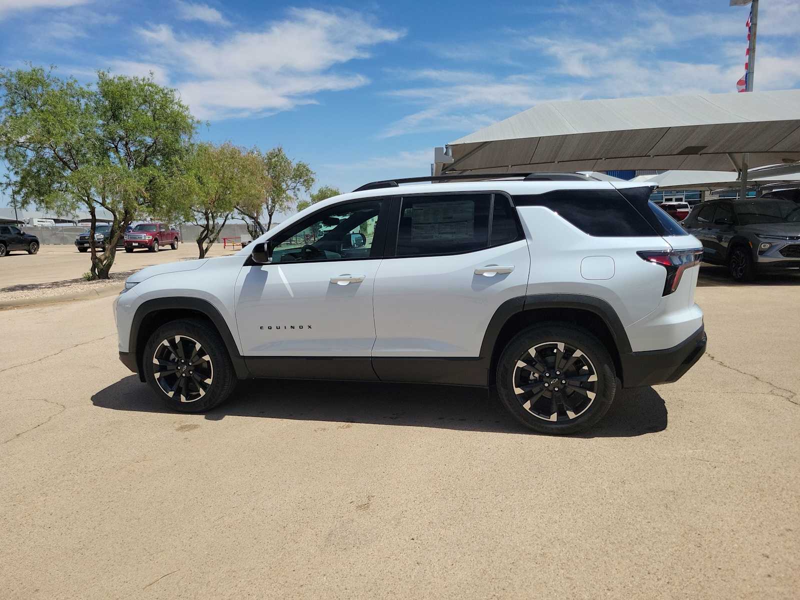 Thumbnail: 2026 Chevrolet Equinox - 5