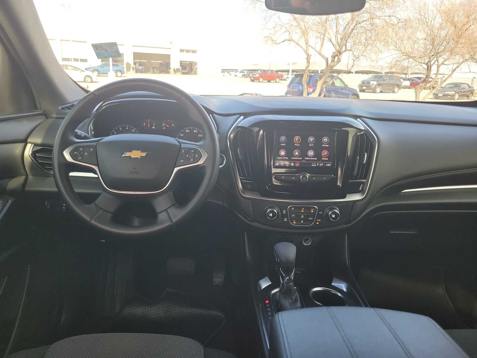 Thumbnail: 2023 Chevrolet Traverse - 10