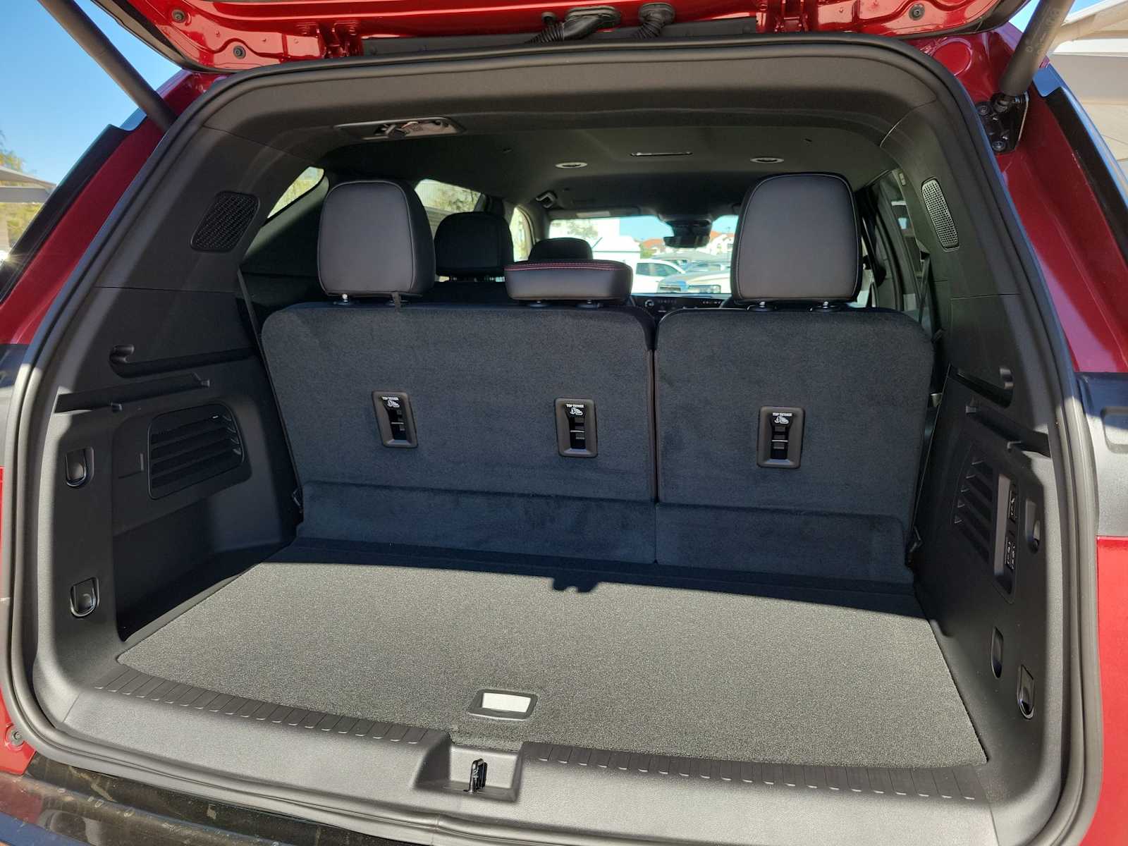 Thumbnail: 2026 Chevrolet Traverse - 19