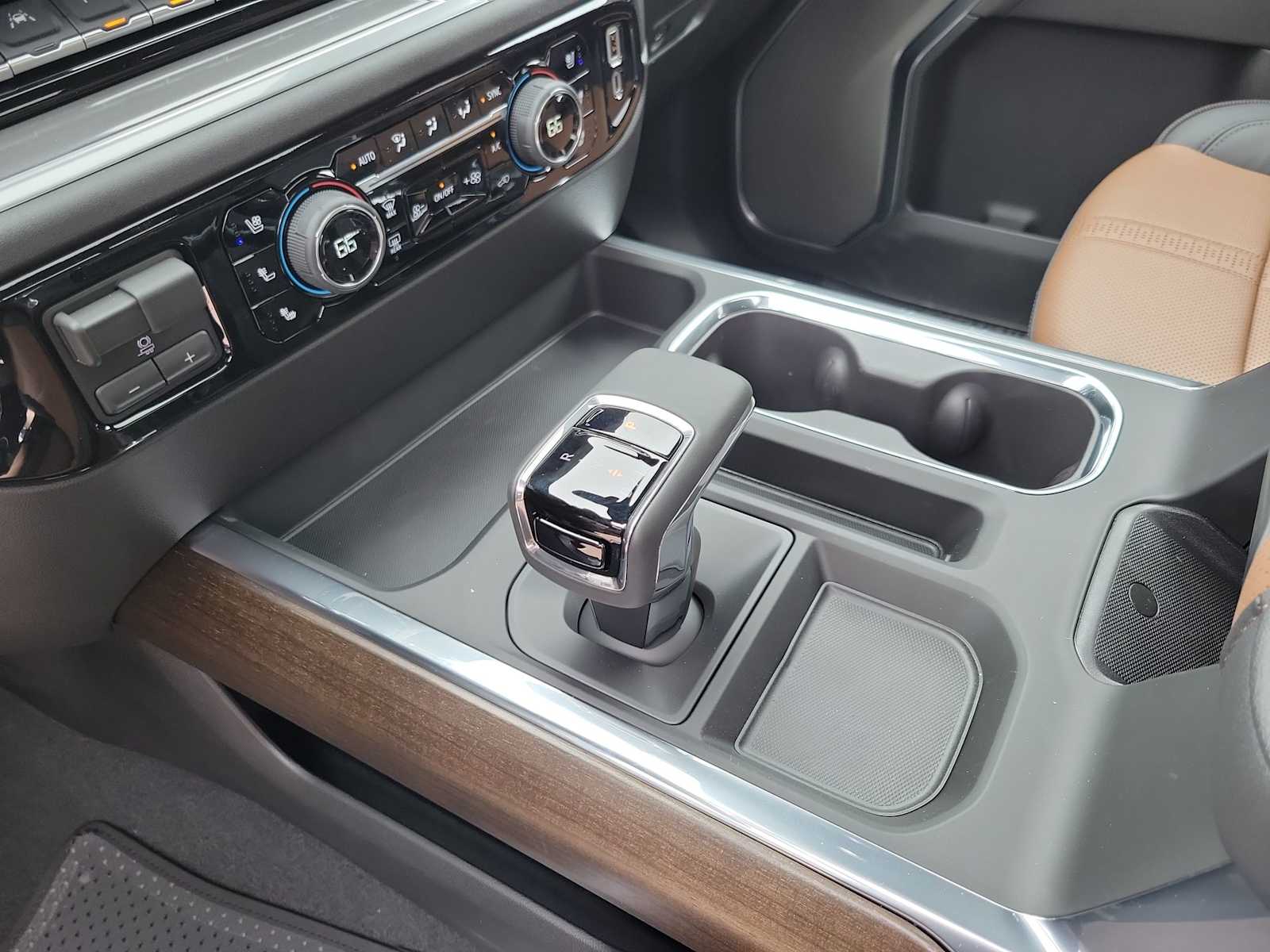 Thumbnail: 2026 Chevrolet Silverado 1500 - 17