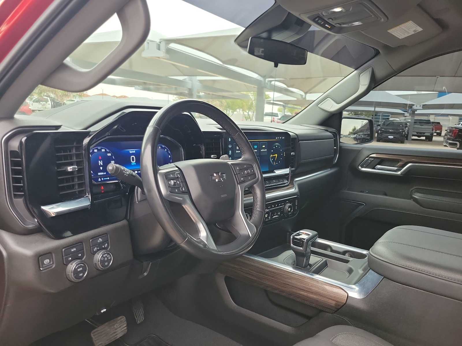 Thumbnail: 2024 Chevrolet Silverado 1500 - 10