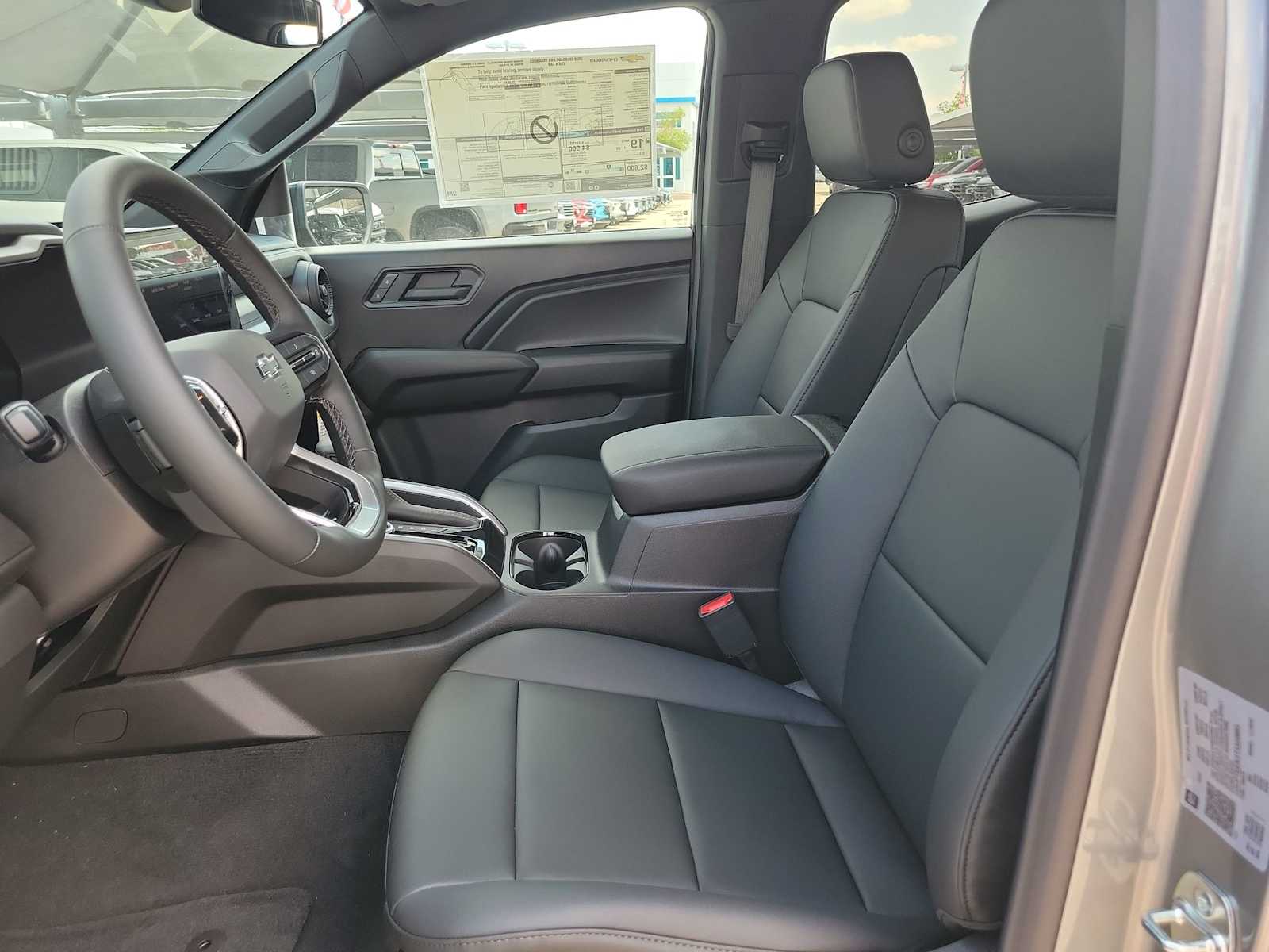 Thumbnail: 2026 Chevrolet Colorado - 13