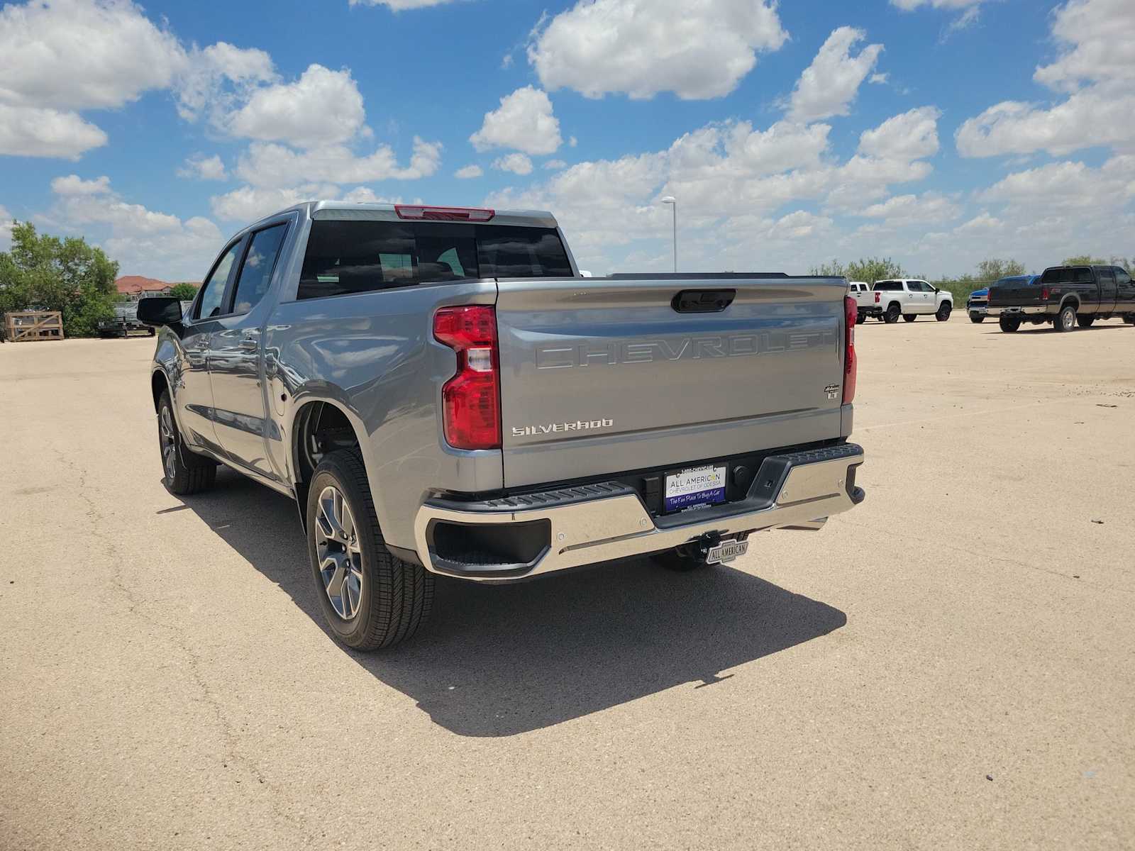 Thumbnail: 2026 Chevrolet Silverado 1500 - 6