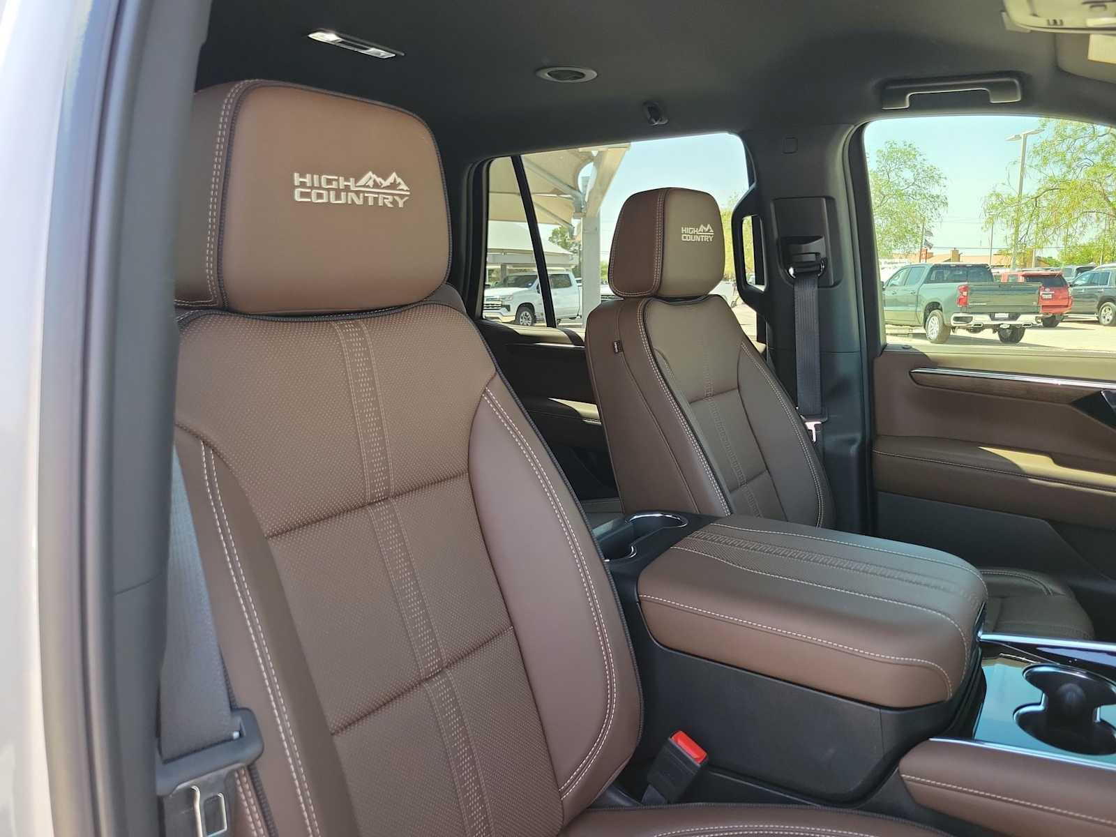 Thumbnail: 2025 Chevrolet Tahoe - 19